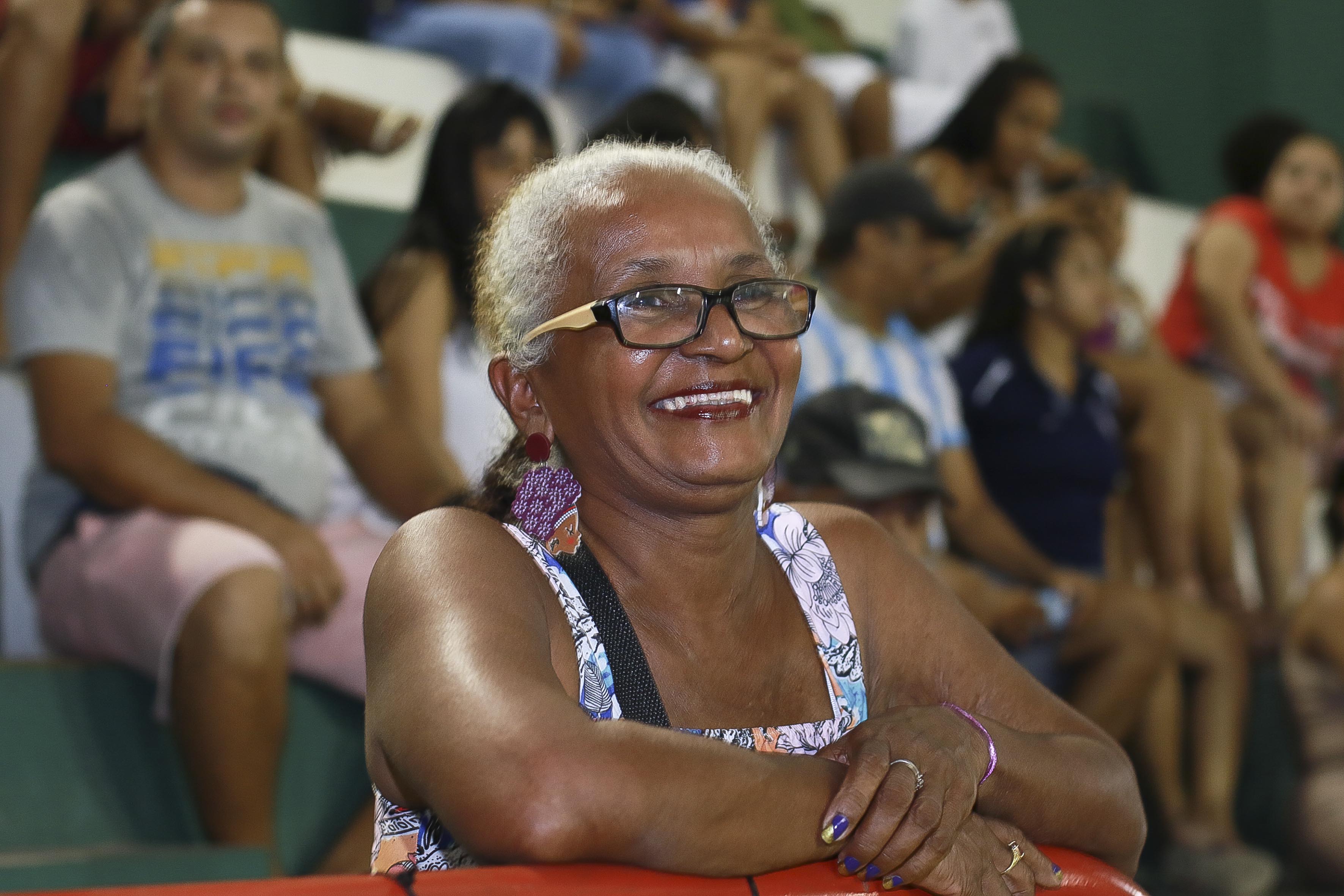 Público prestigia primeira noite da Programação Cultural Junina de Belém