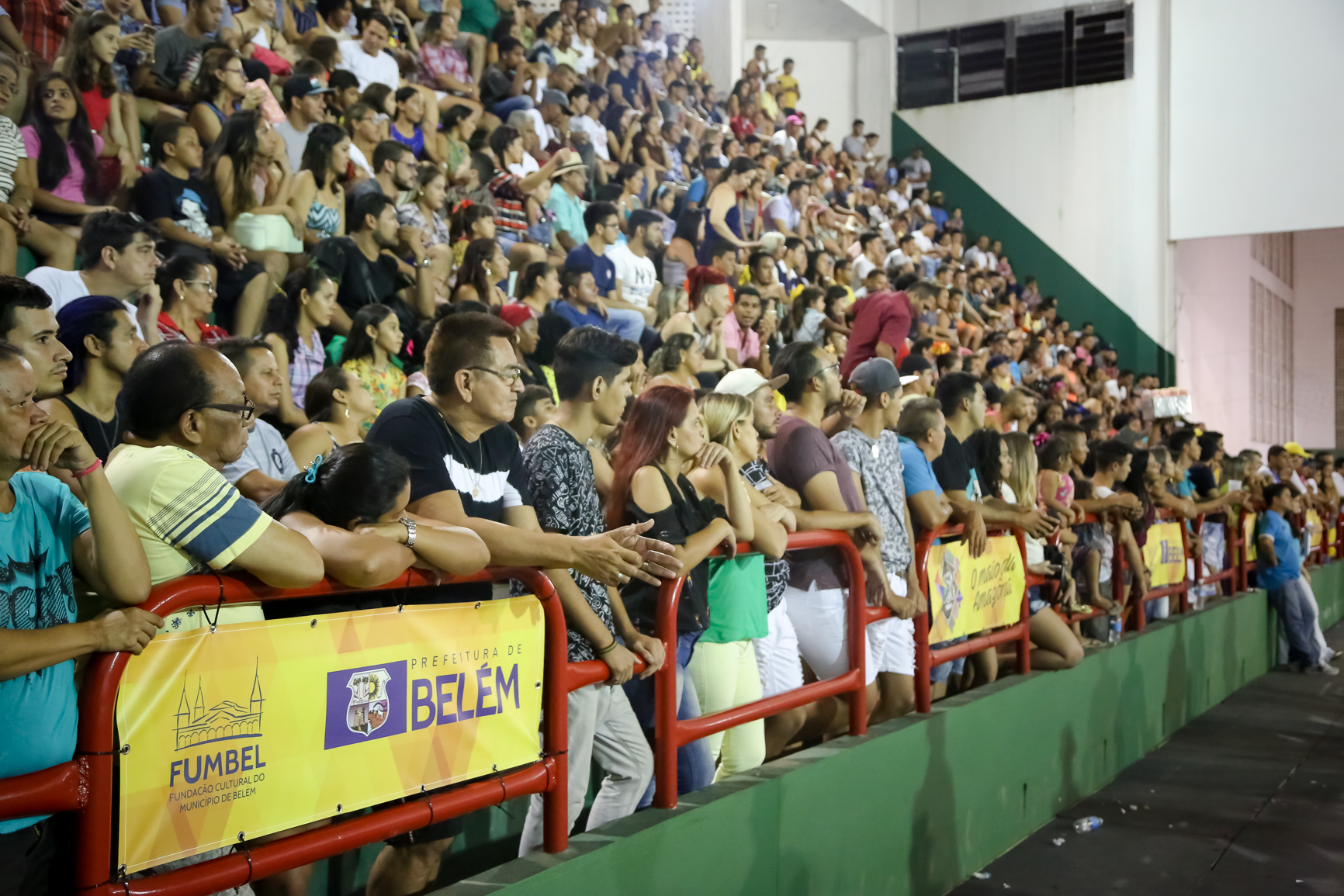 Programação Cultural Junina 2017 lota o ginásio da Tuna Luso