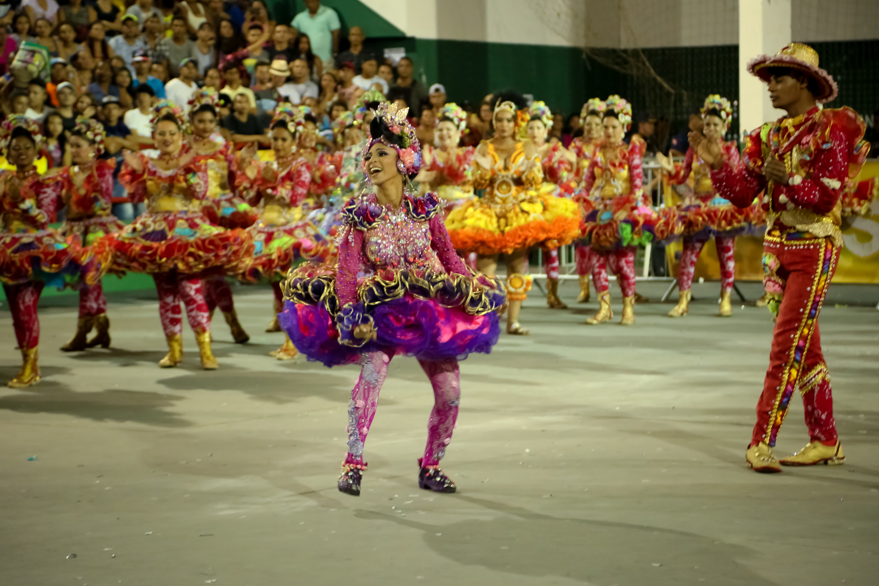 Programação Cultural Junina 2017 lota o ginásio da Tuna Luso