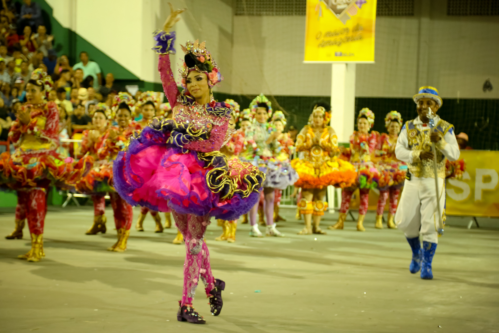 Programação Cultural Junina 2017 lota o ginásio da Tuna Luso
