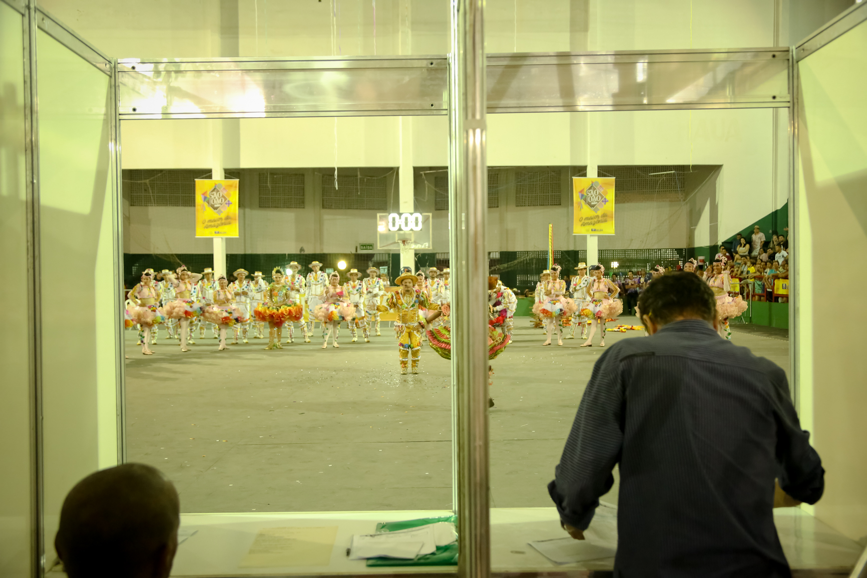 Programação Cultural Junina 2017 lota o ginásio da Tuna Luso