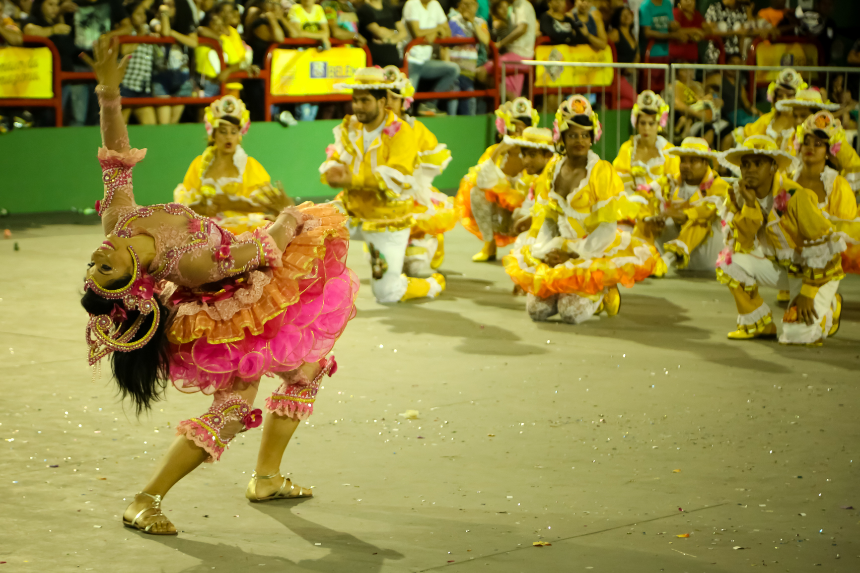 Programação Cultural Junina 2017 lota o ginásio da Tuna Luso