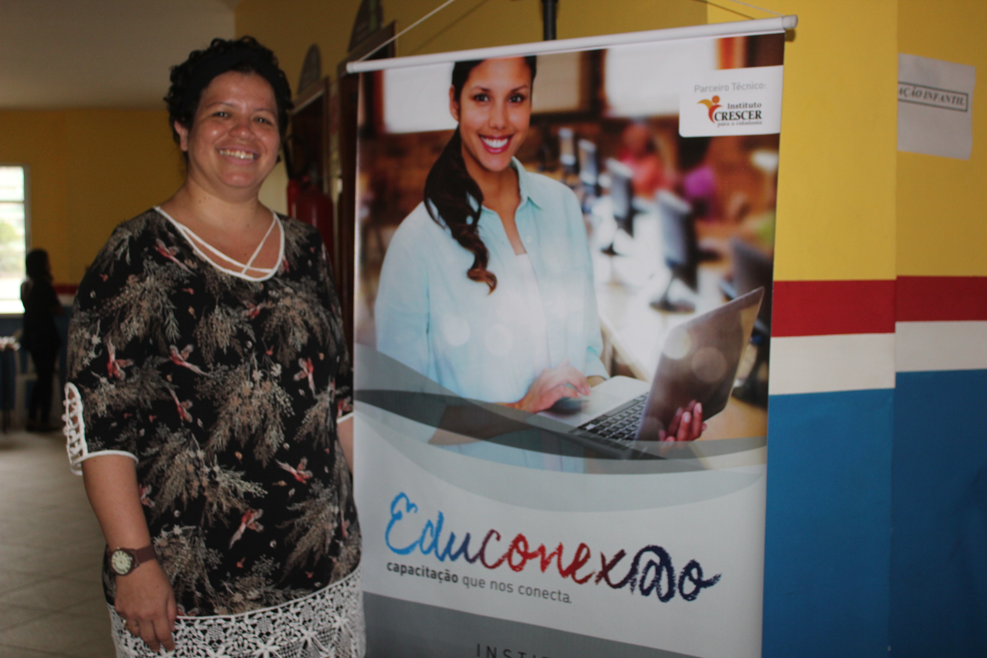 Escolas de Belém são contempladas com projeto de acesso à internet e TV por assinatura