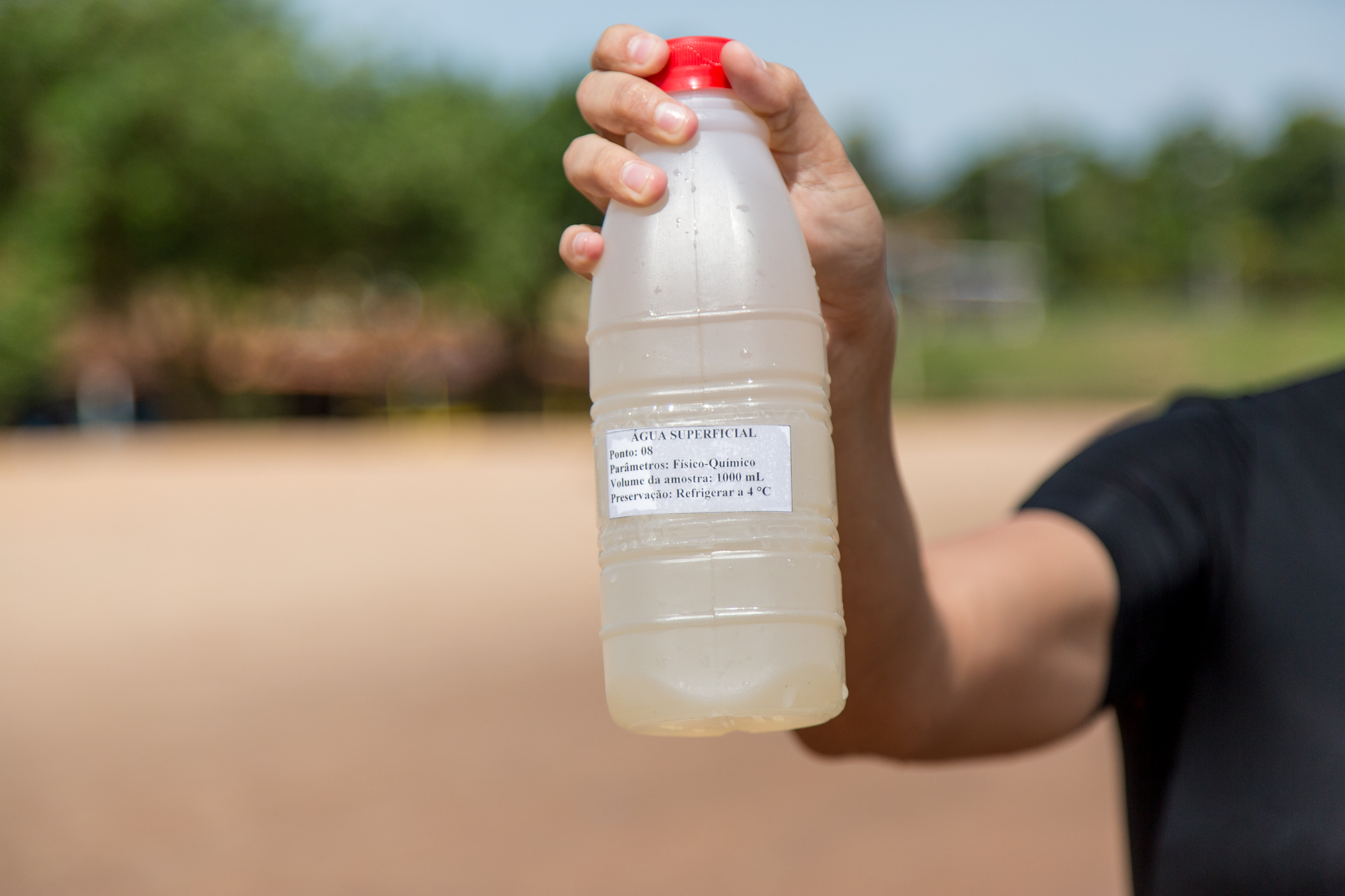 Prefeitura de Belém coleta amostras de água para testagem em balneários da capital