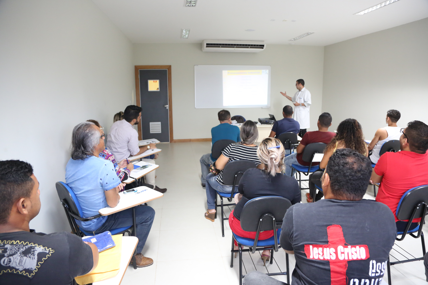 Batedores de açaí capacitados pela Secon planejam empreendimentos