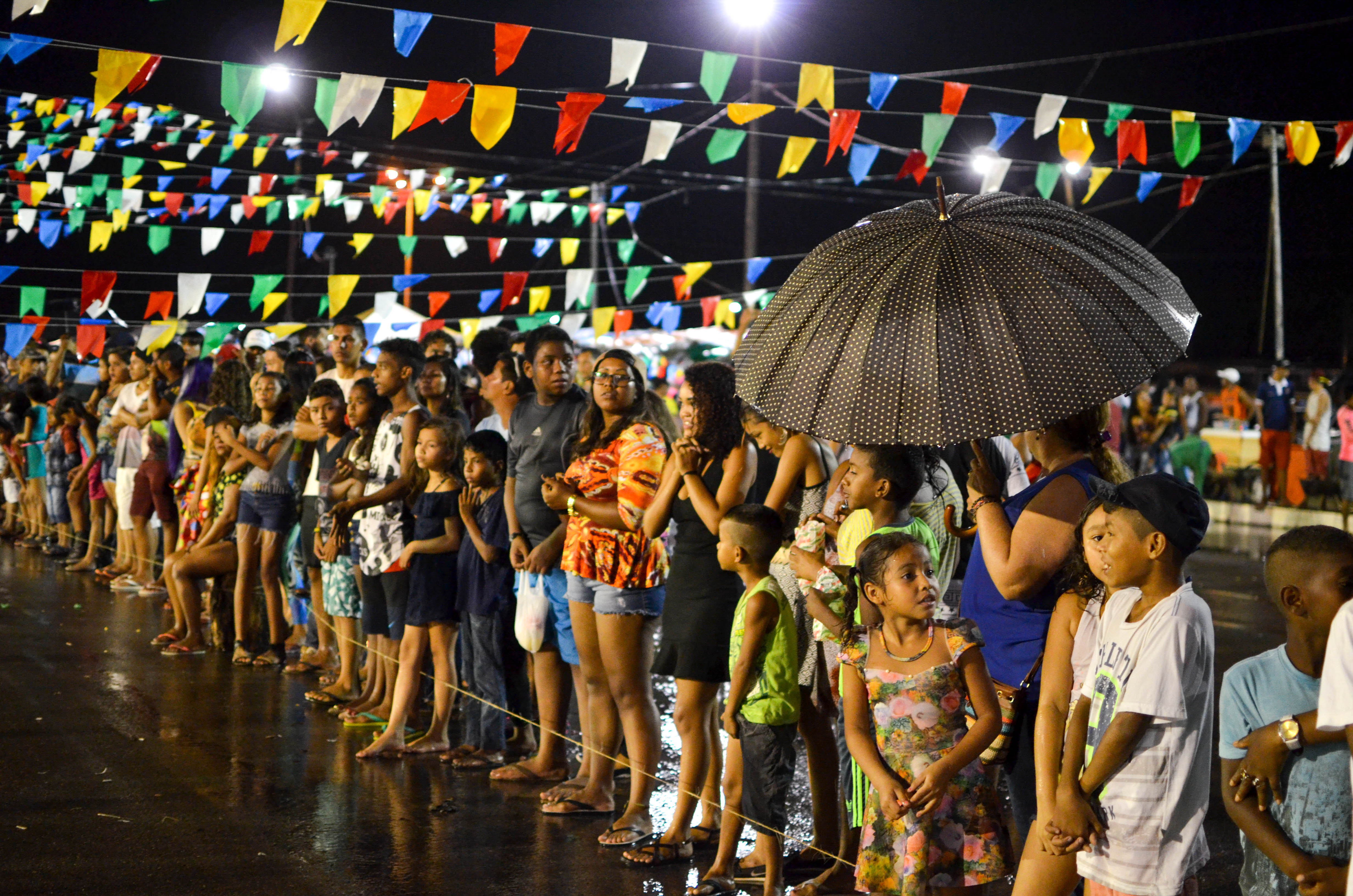 Encerramento da quadra junina reúne milhares em Belém e Outeiro