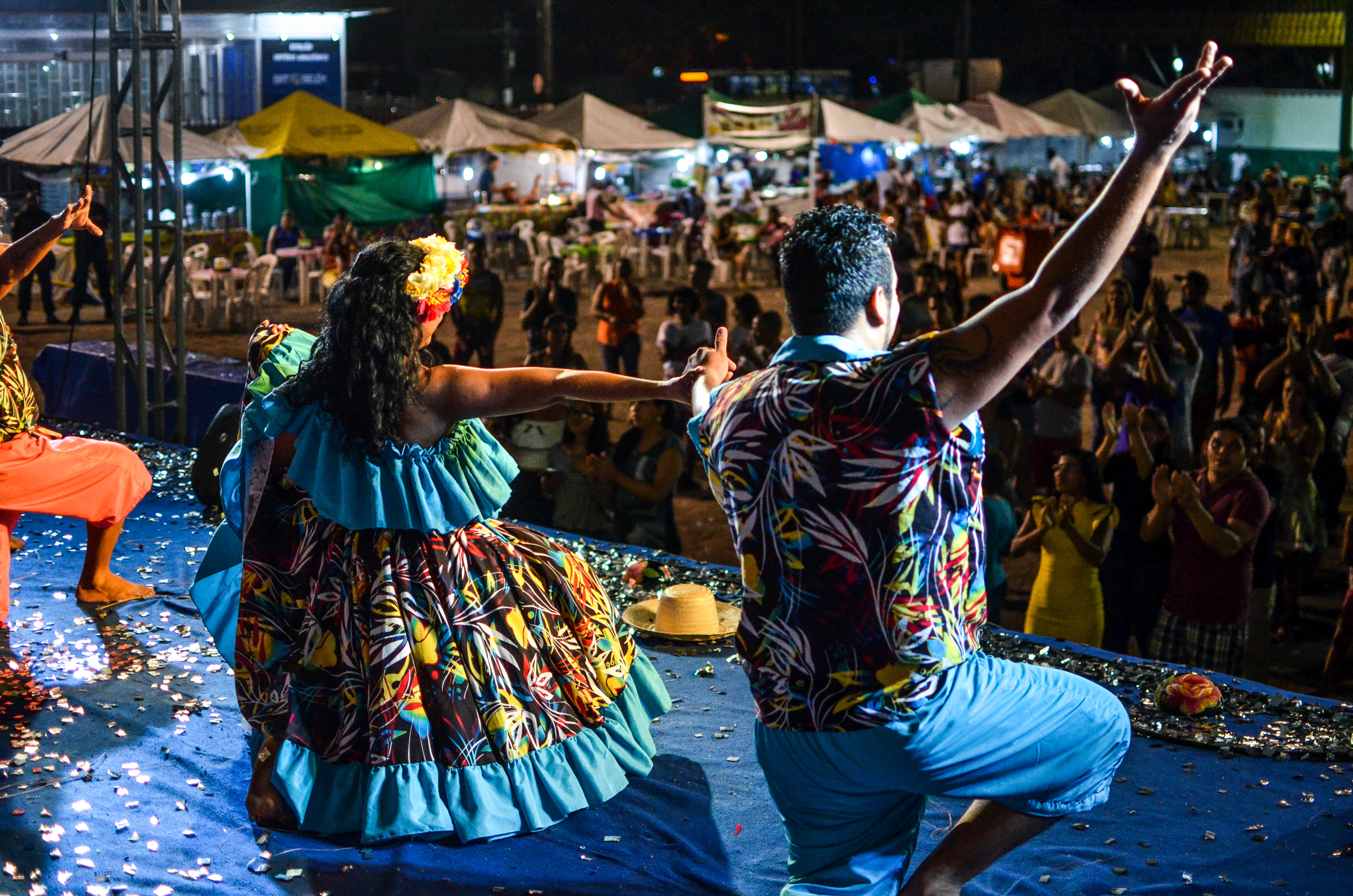 Encerramento da quadra junina reúne milhares em Belém e Outeiro