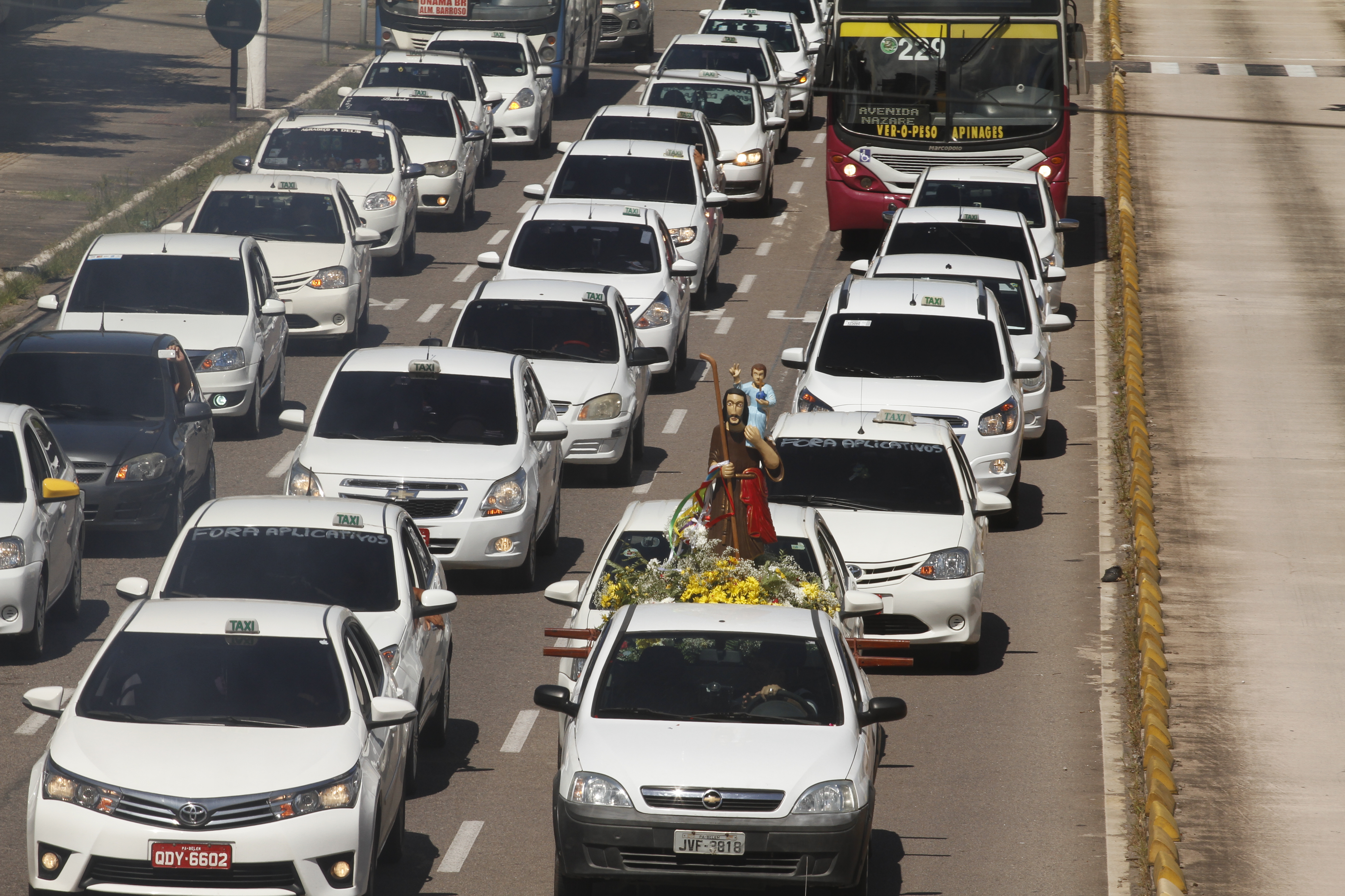 Ação educativa marca missa e carreata em homenagem ao padroeiro dos motoristas