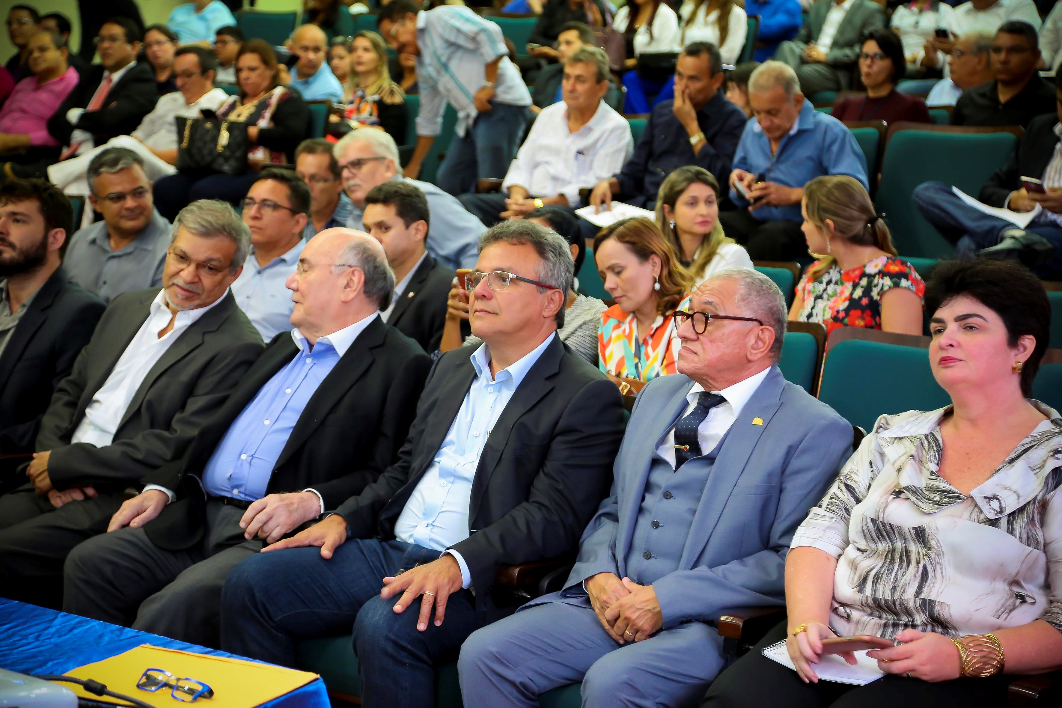 Ministro anuncia investimento em saúde para Belém