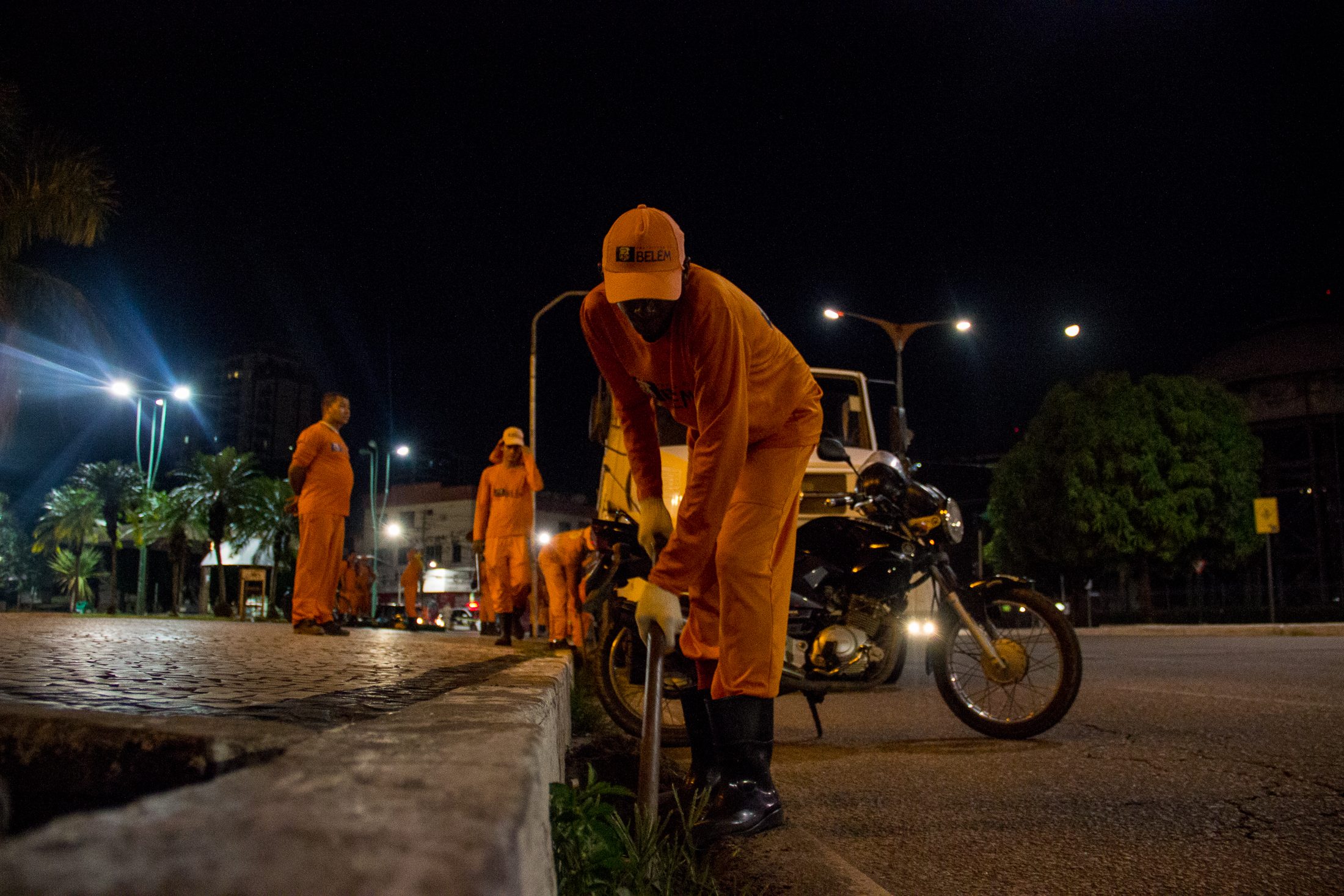 Descarte irregular de lixo e entulho custa mais de 24 milhões à prefeitura