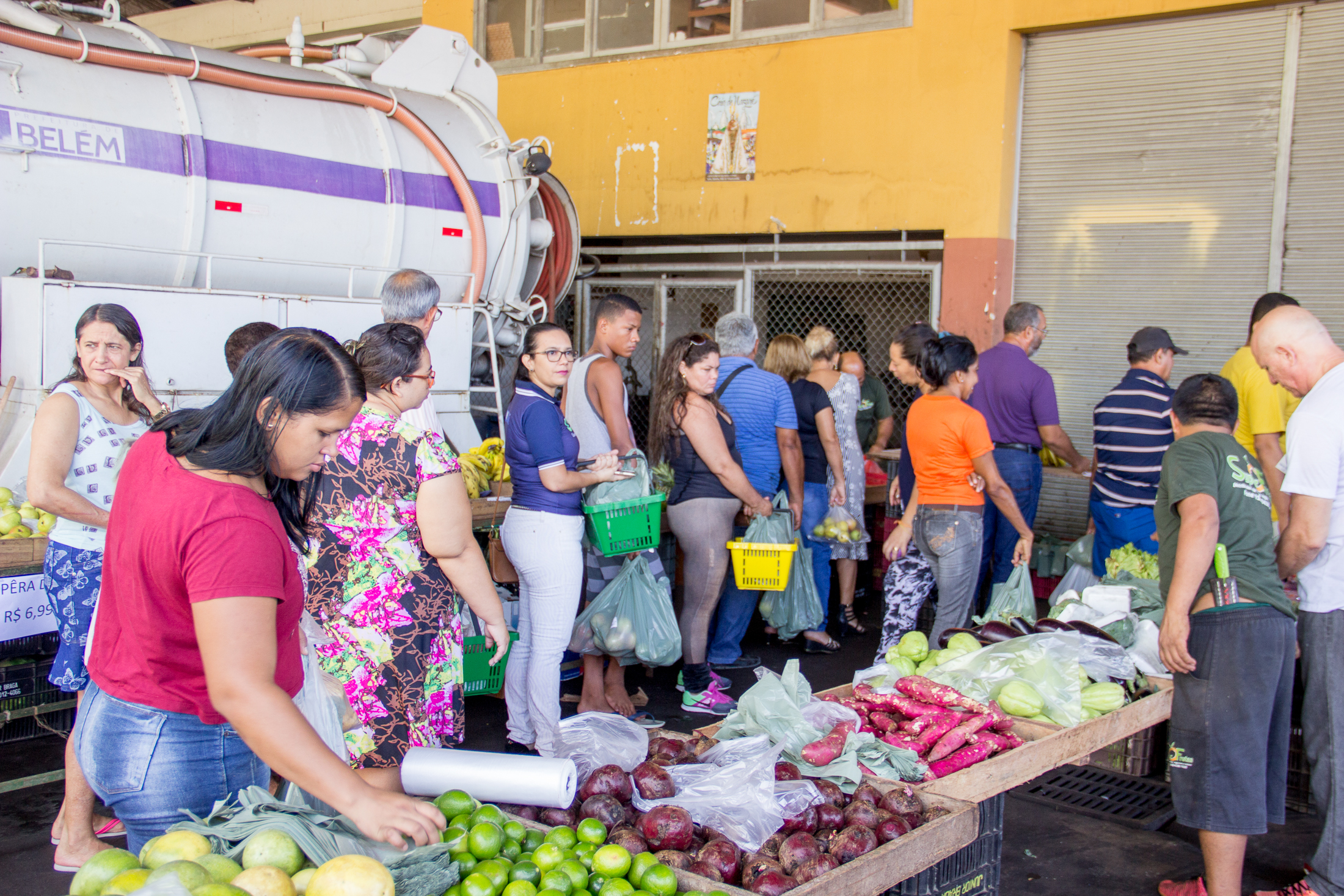 Copsan e Ceasa oferecem frutas e verduras com desconto para população