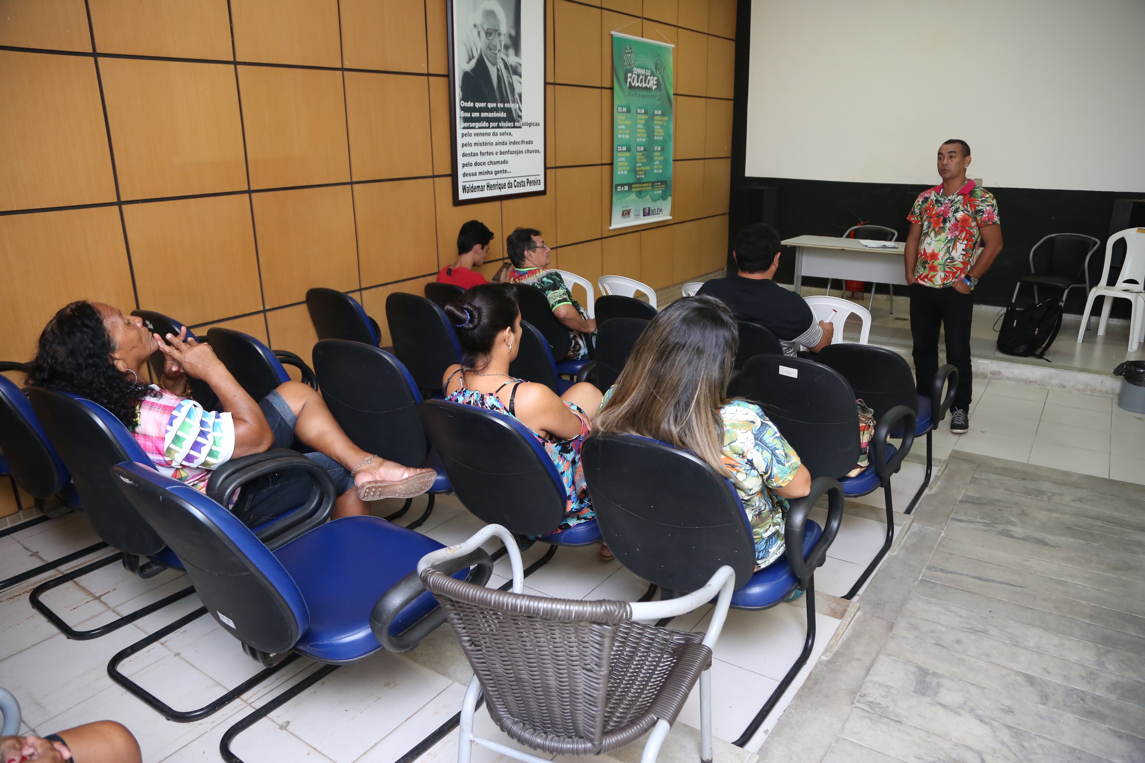 Seminário discutiu políticas públicas  sobre cultura popular 