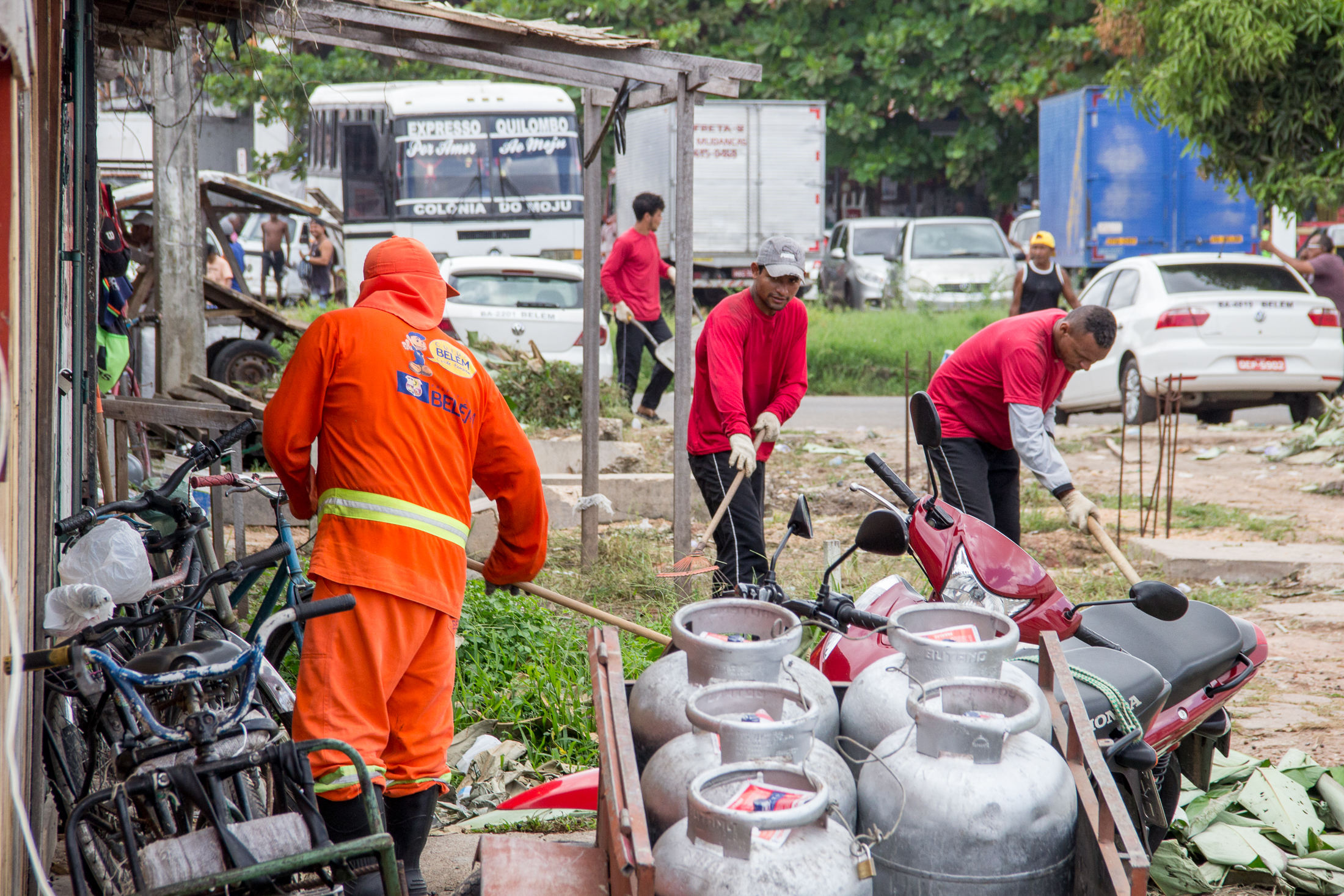 Obra no Porto do Açaí é retomada e trapiche recebe manutenção 