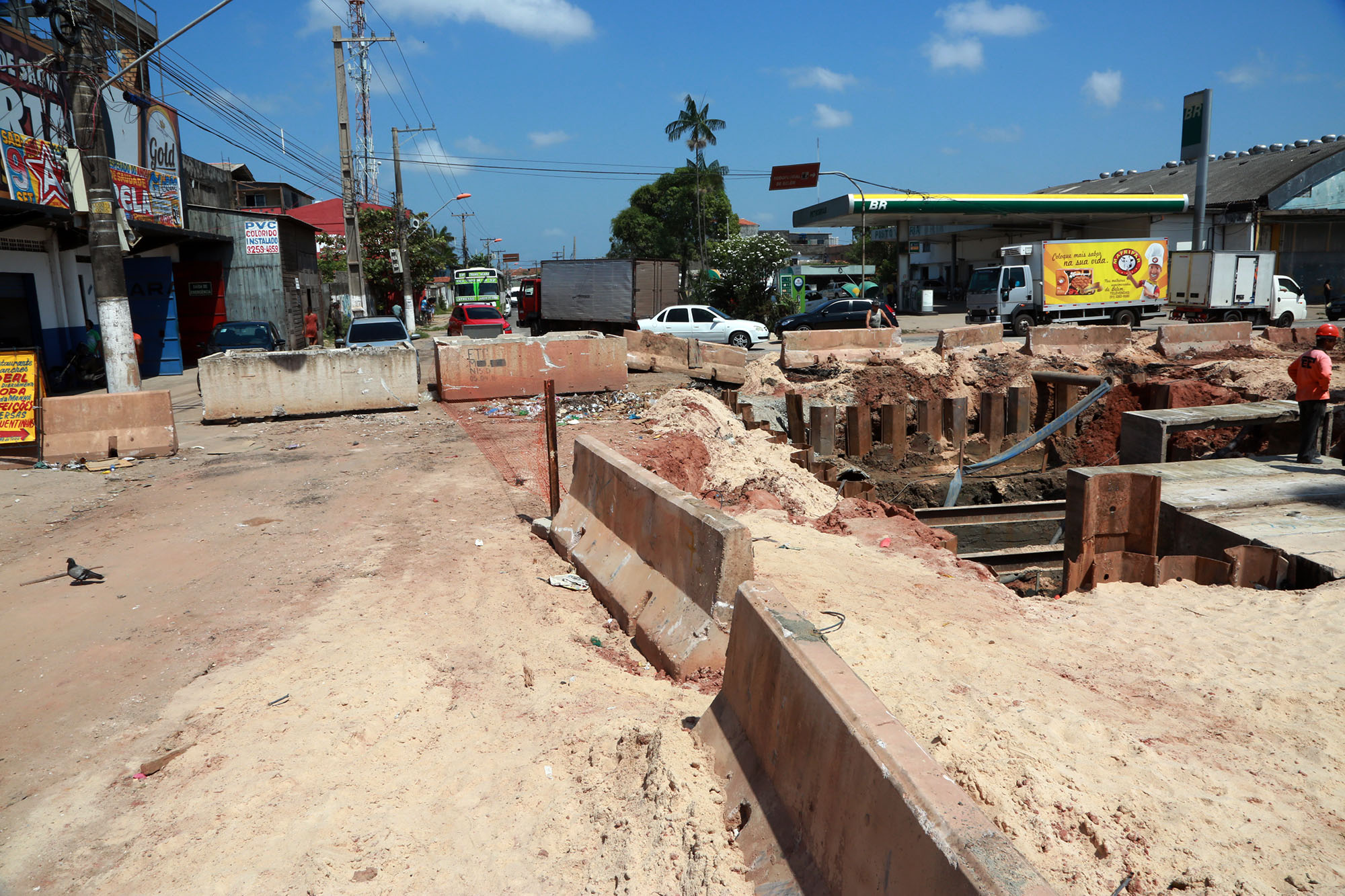 Trecho da Bernardo Sayão próximo à José Bonifácio será interditado para avanço das obras