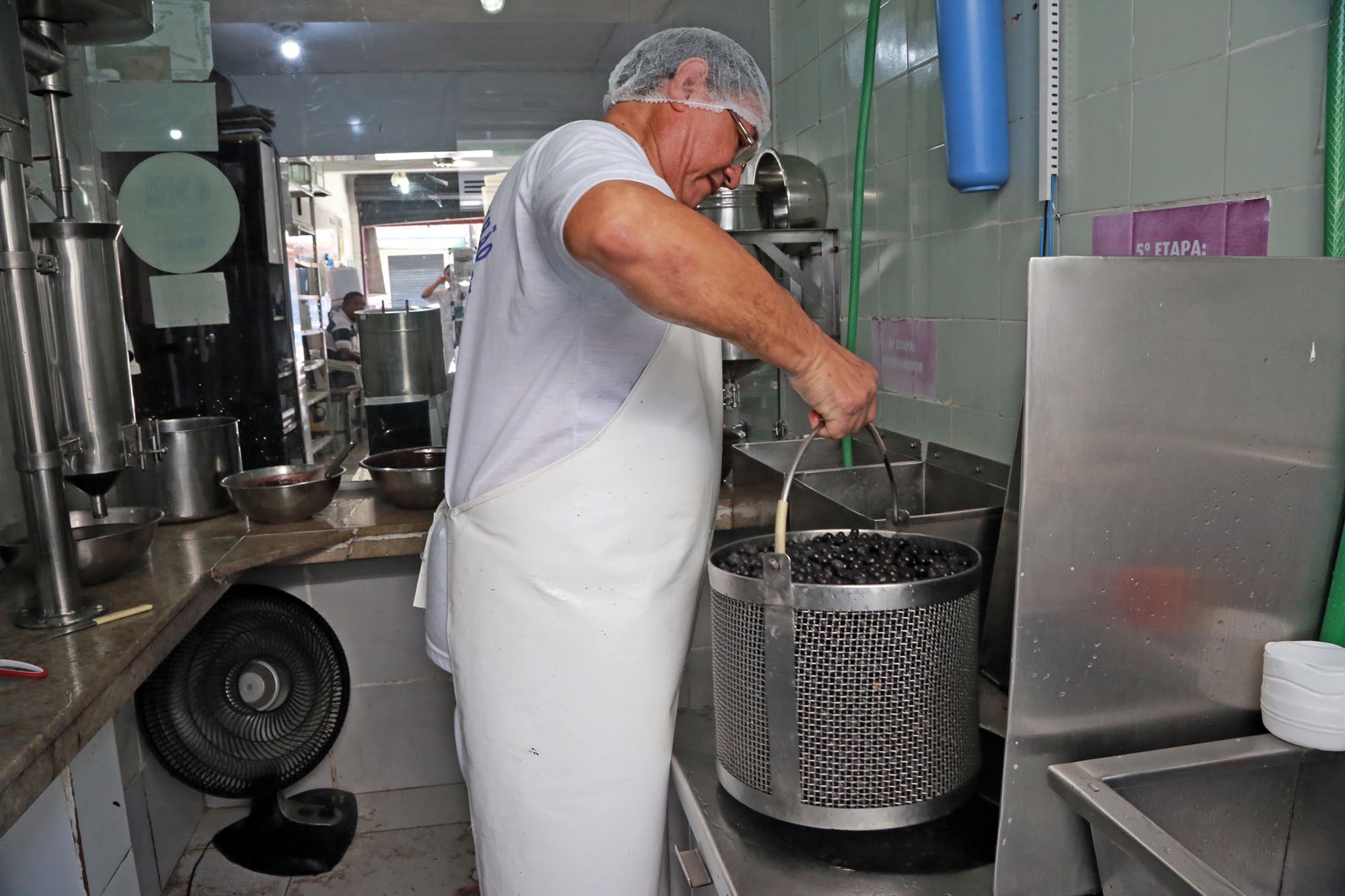 Selo garante qualidade do açaí vendido em Belém e é motivo de comemoração