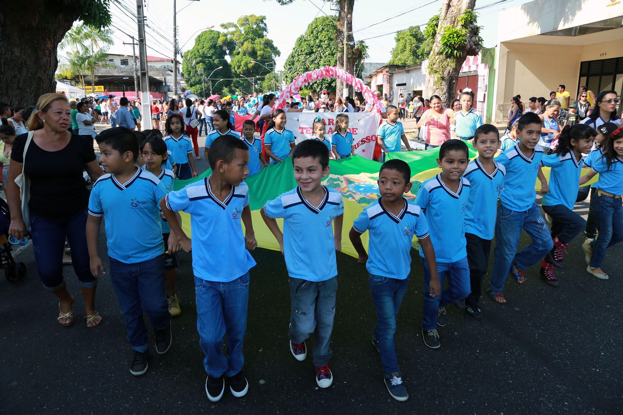 Desfile escolar em Icoaraci antecipa comemorações do dia 7 de setembro