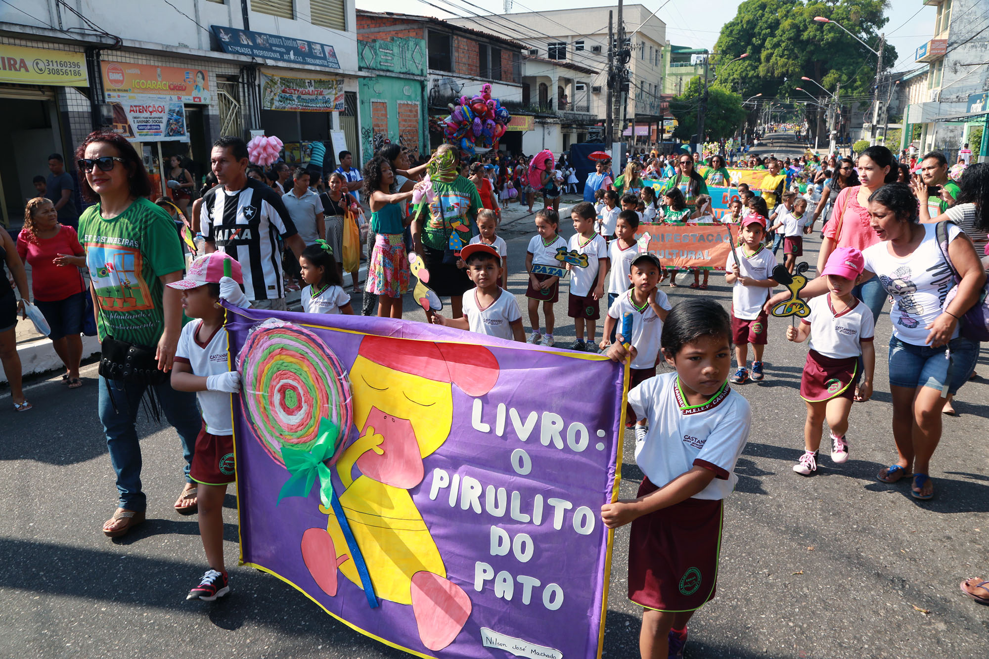 Desfile escolar em Icoaraci antecipa comemorações do dia 7 de setembro