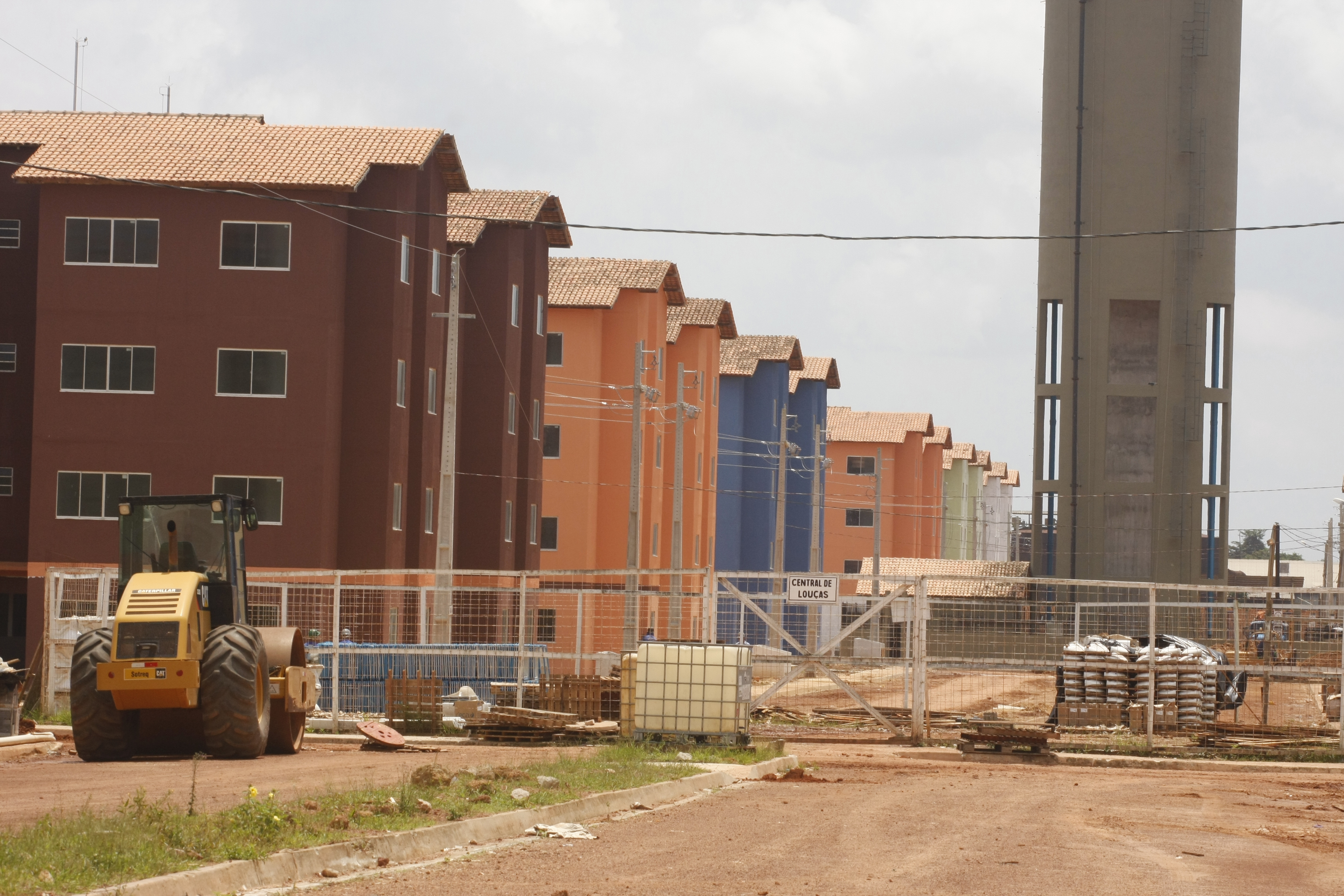 Residenciais construídos pela Prefeitura estão com obras em fase de conclusão 