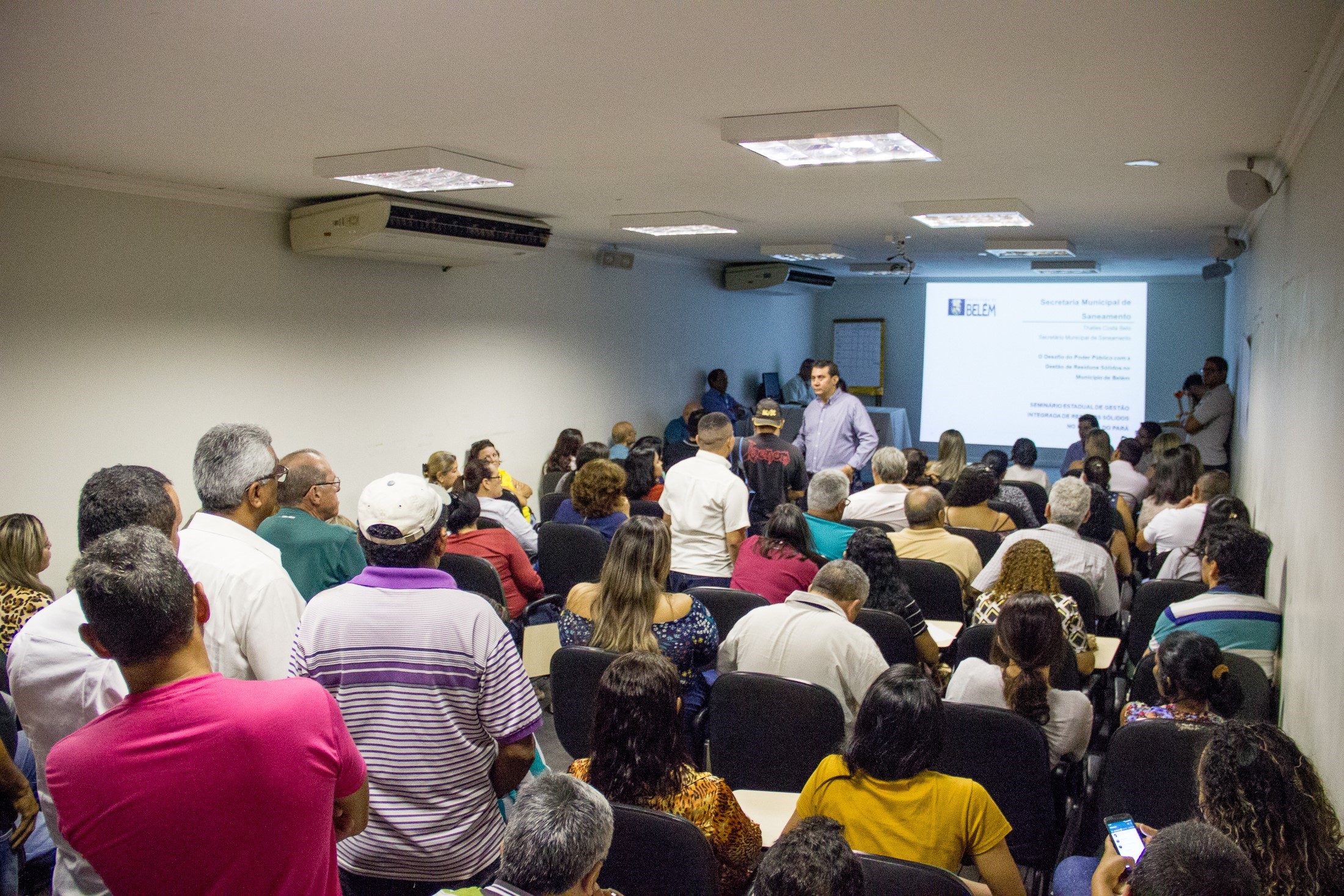Servidores da Sesan participam de palestras sobre cuidados com a saúde