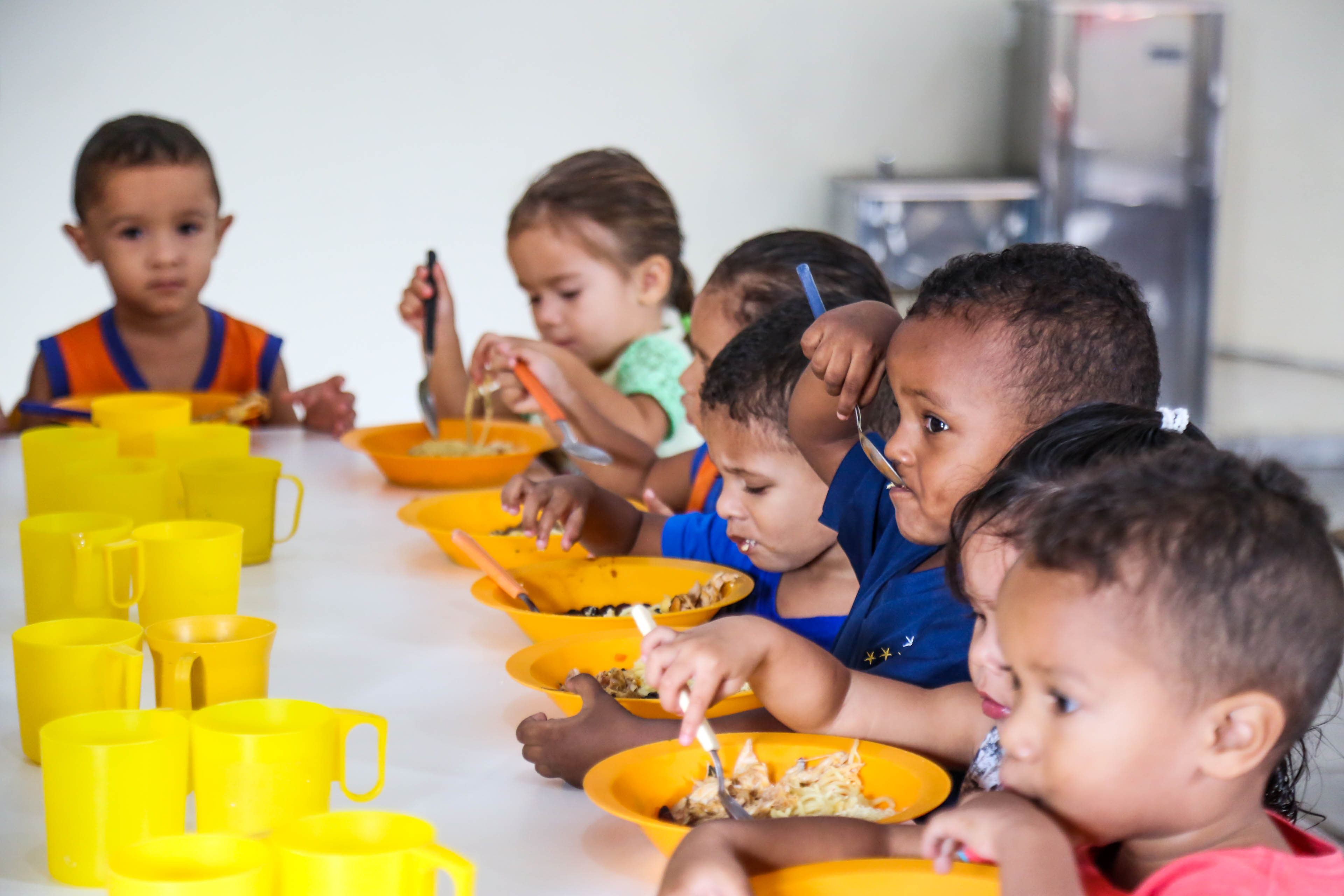Cardápio mais saudável muda hábitos alimentares de alunos das escolas municipais de Belém