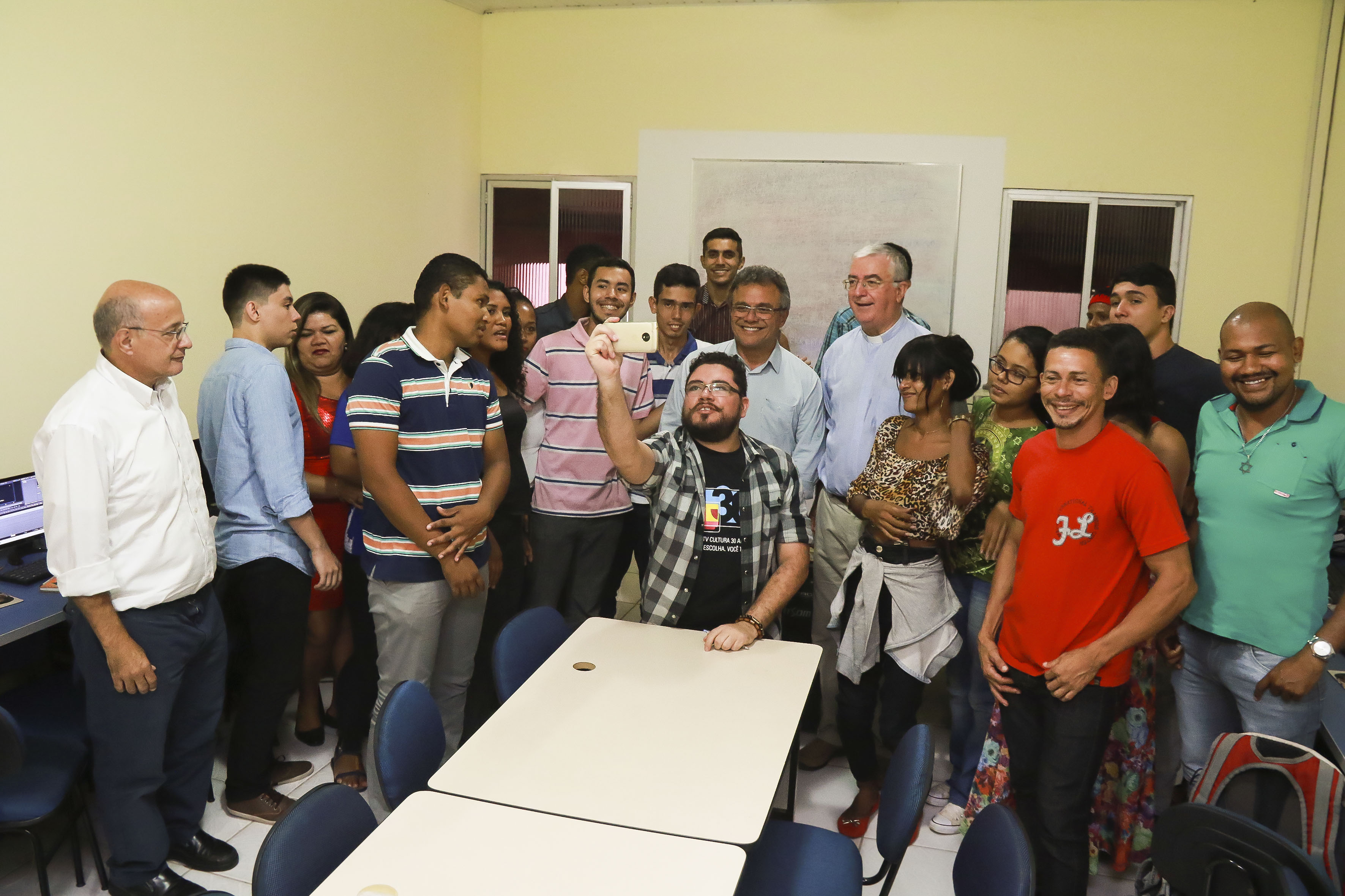 Prefeitura anuncia parceria com a Escola de Comunicação Papa Francisco