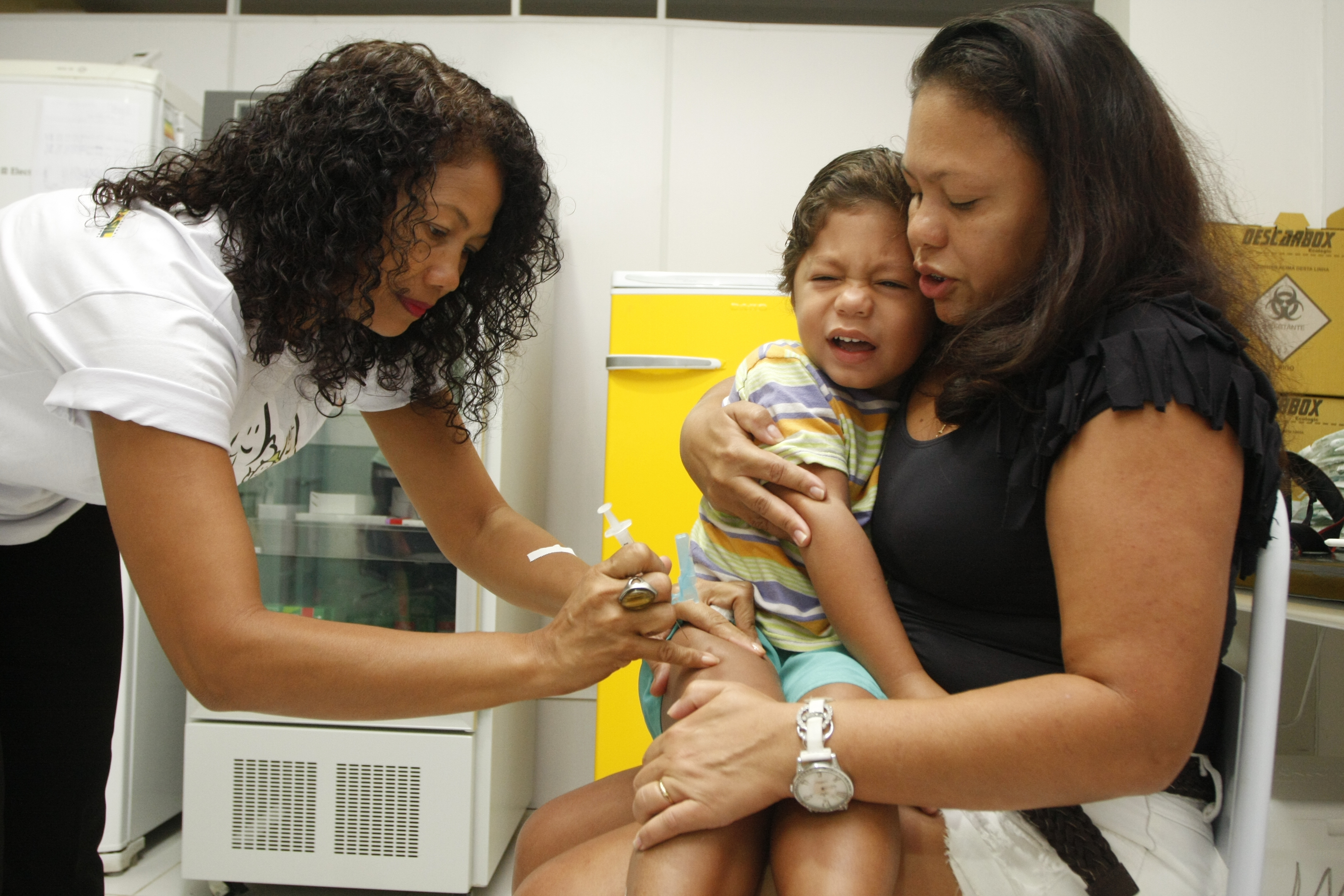 Mais de 280 postos abriram neste sábado, 16, para Dia D de multivacinação
