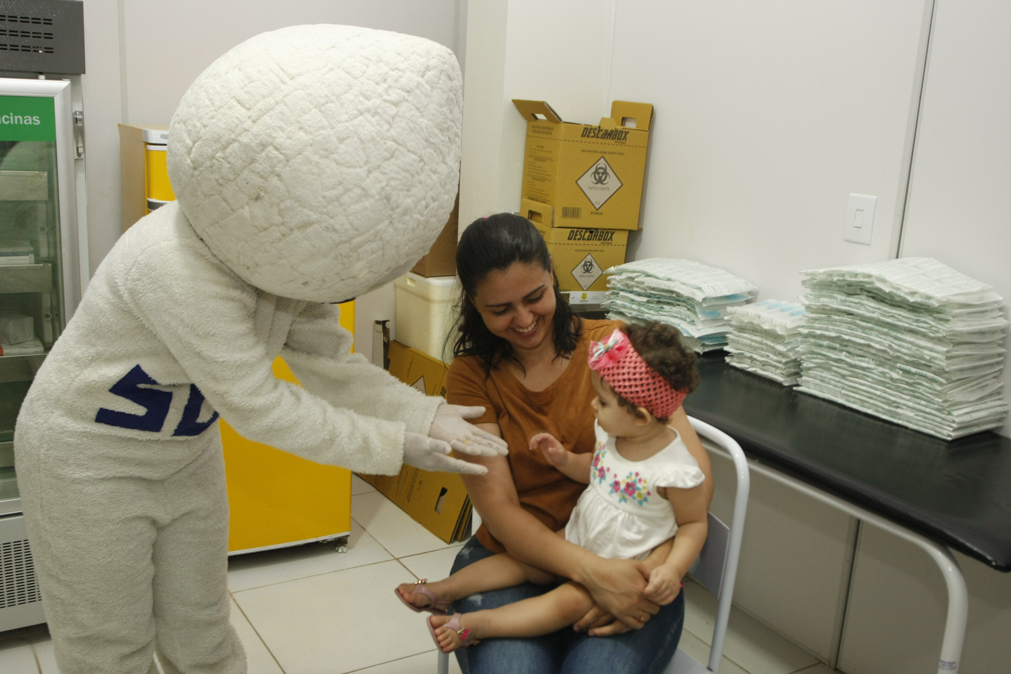 Mais de 280 postos abriram neste sábado, 16, para Dia D de multivacinação