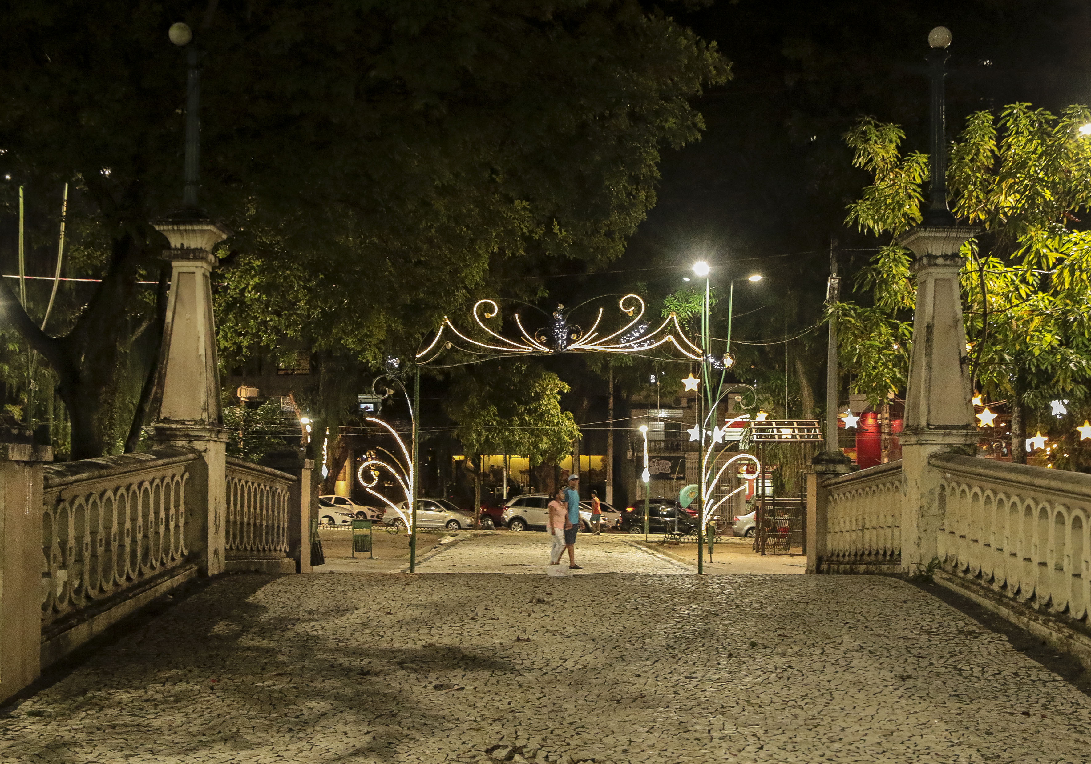 Prefeitura de Belém inaugura iluminação temática do Círio de Nazaré 
