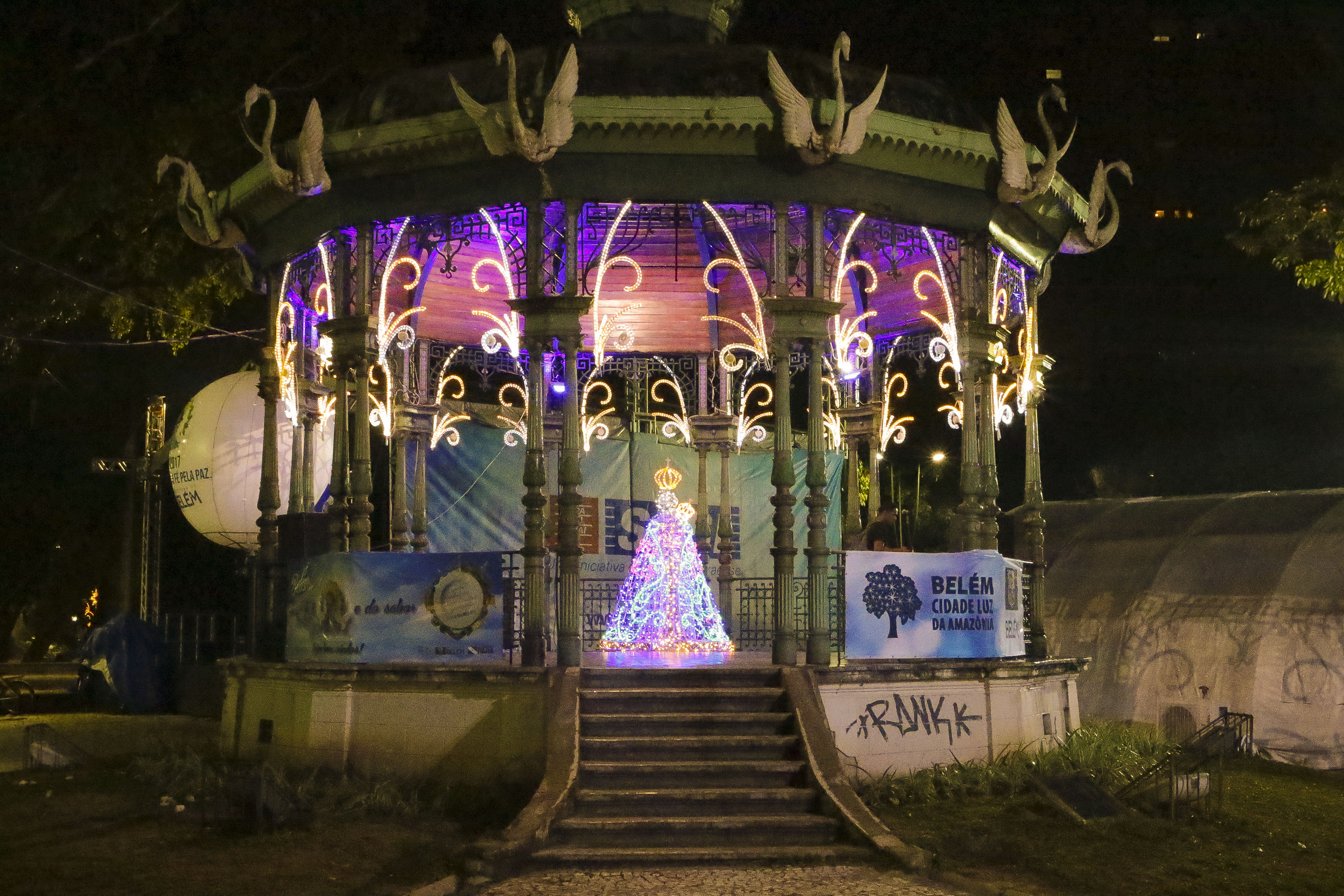 Prefeitura de Belém inaugura iluminação temática do Círio de Nazaré 
