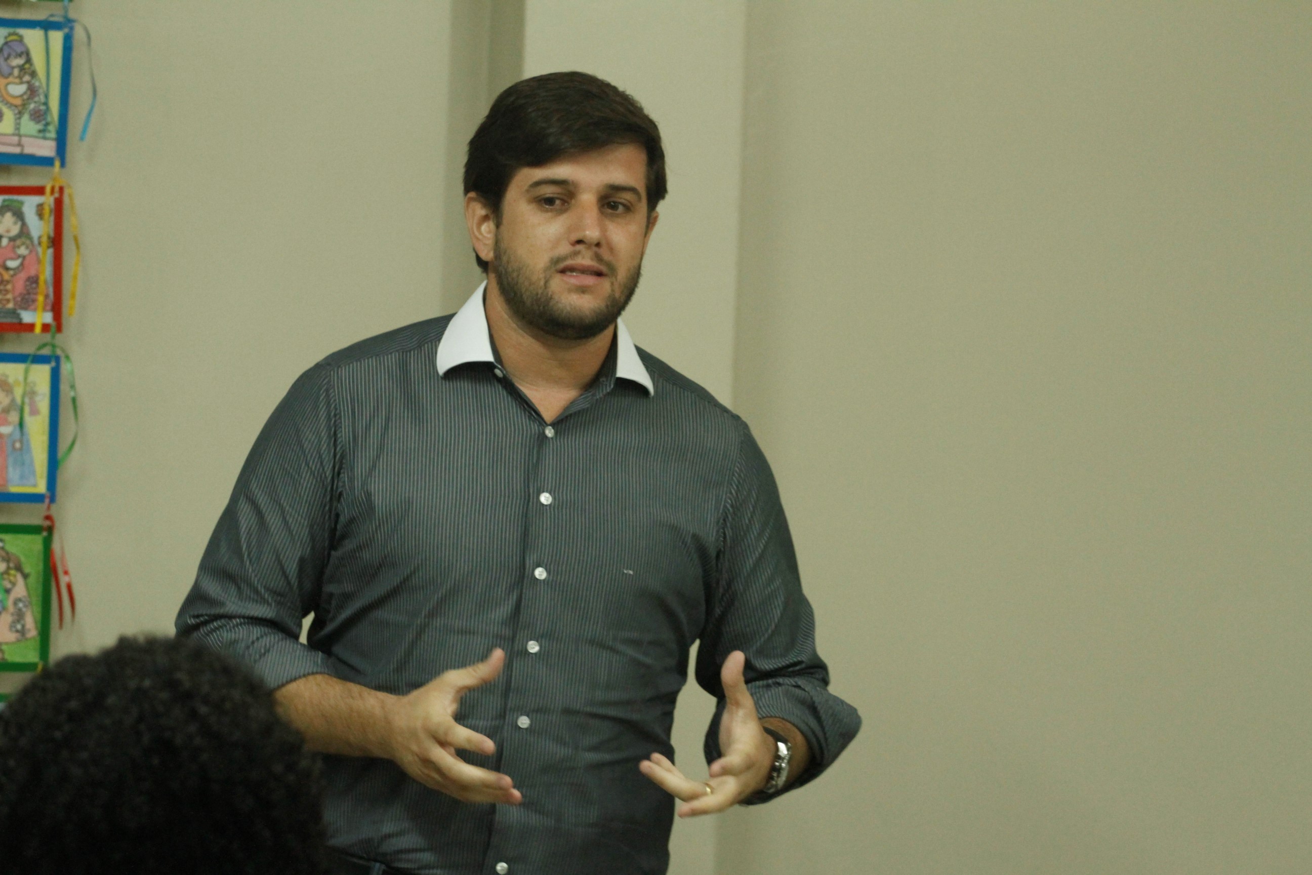 Oficina prepara servidores de assistência social para atuar no Círio das Crianças