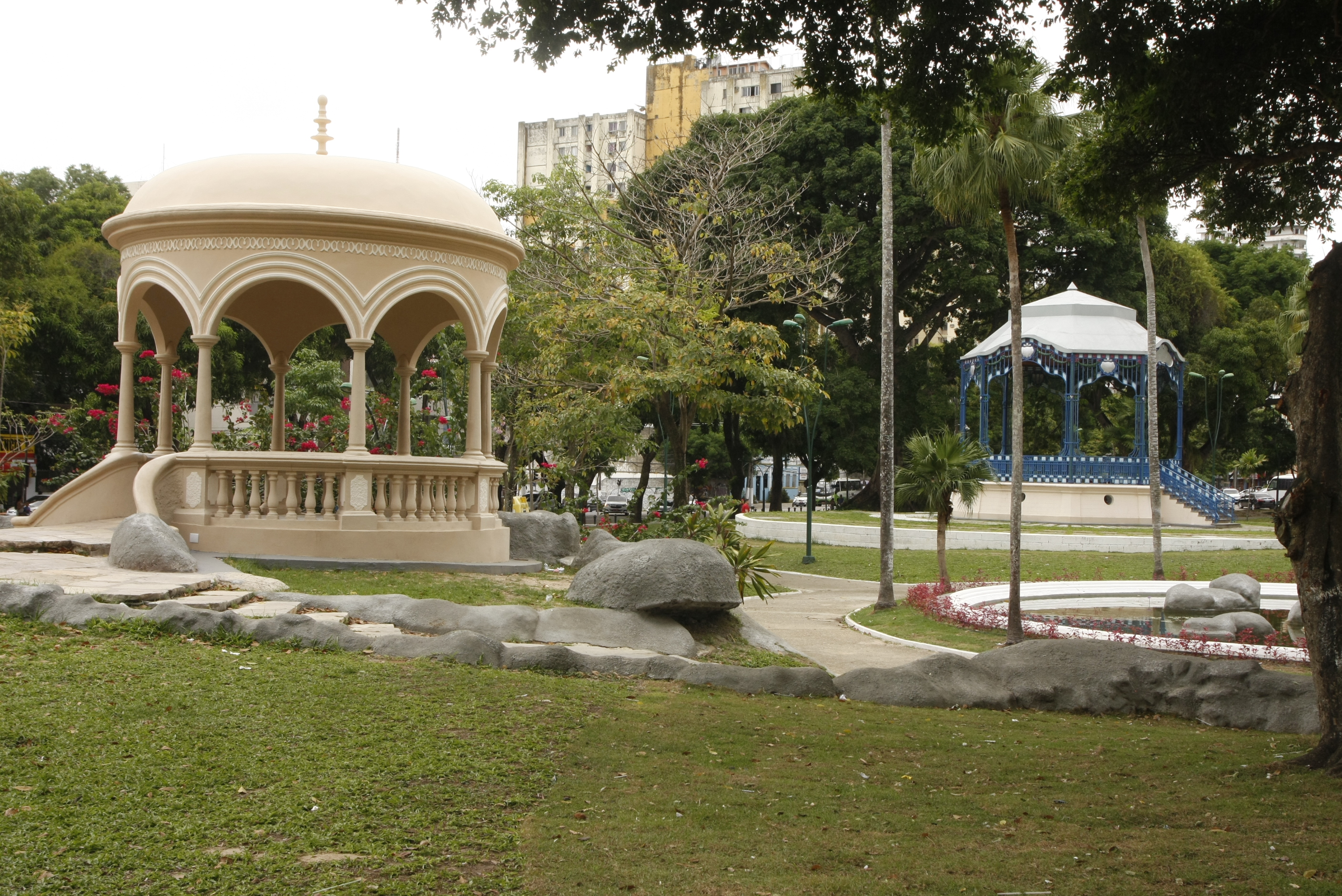 Obras de restauração da Praça da República chegam à fase final  