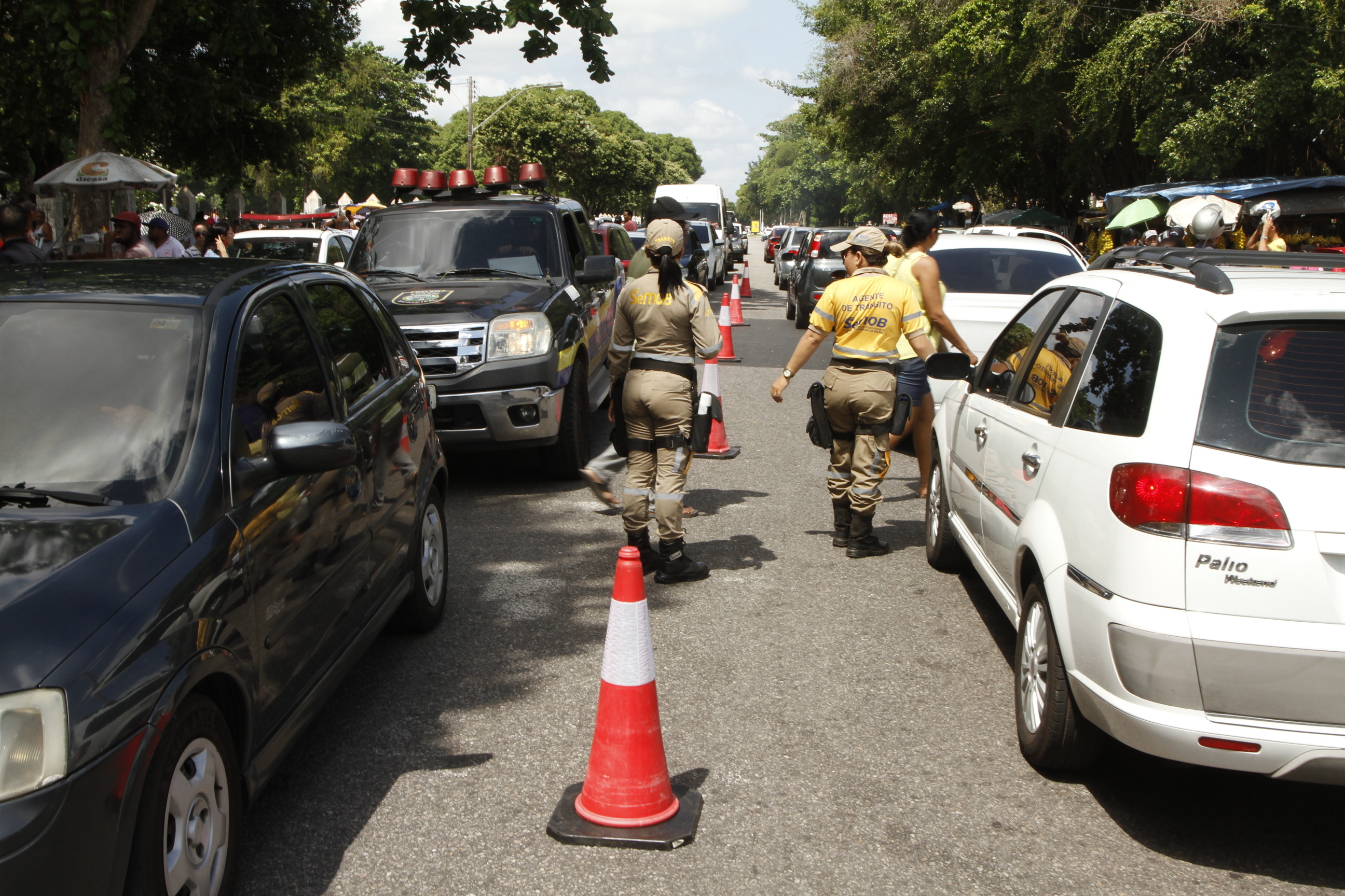 Dia de Finados registra grande movimentação nos cemitérios de Belém