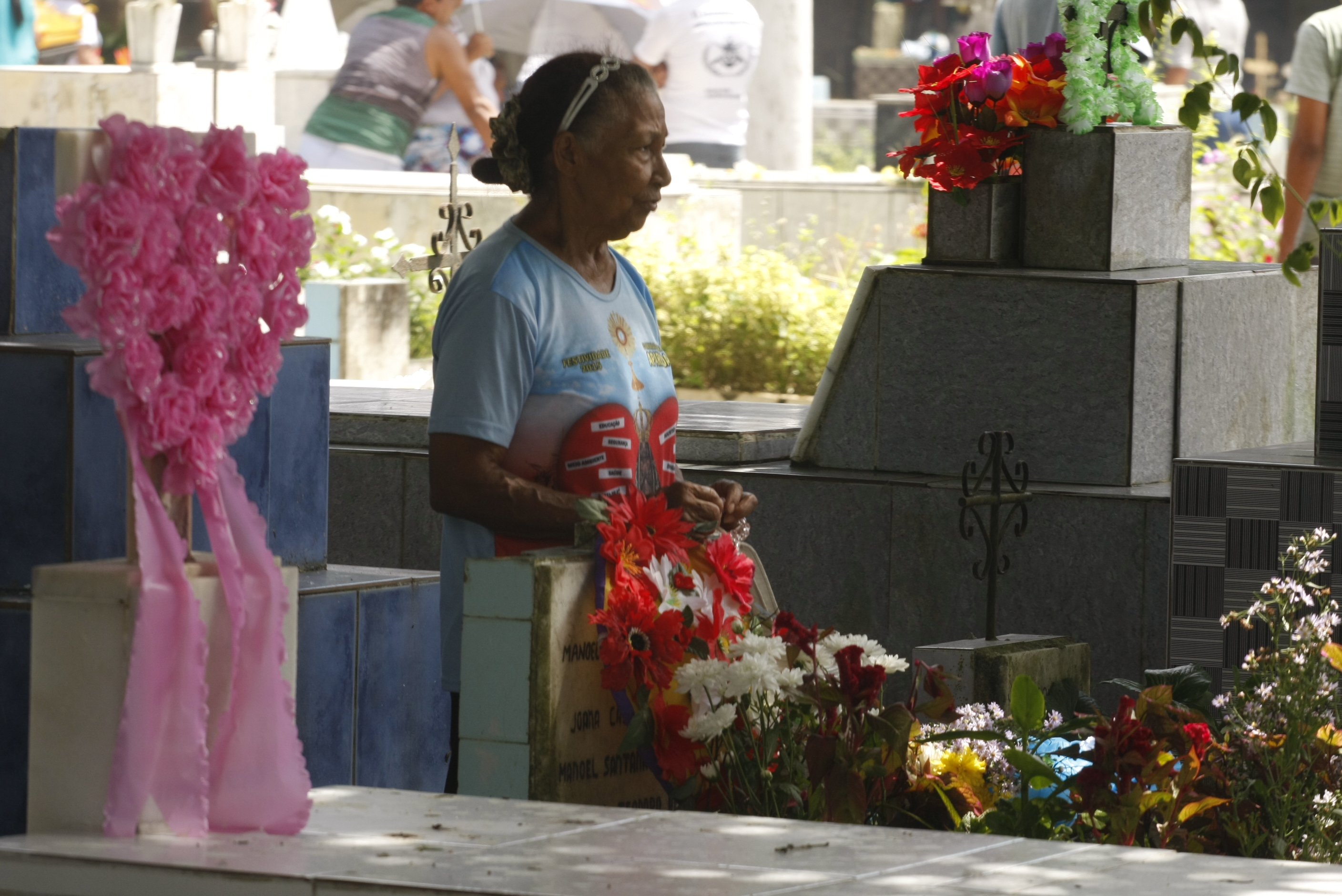 Dia de Finados registra grande movimentação nos cemitérios de Belém