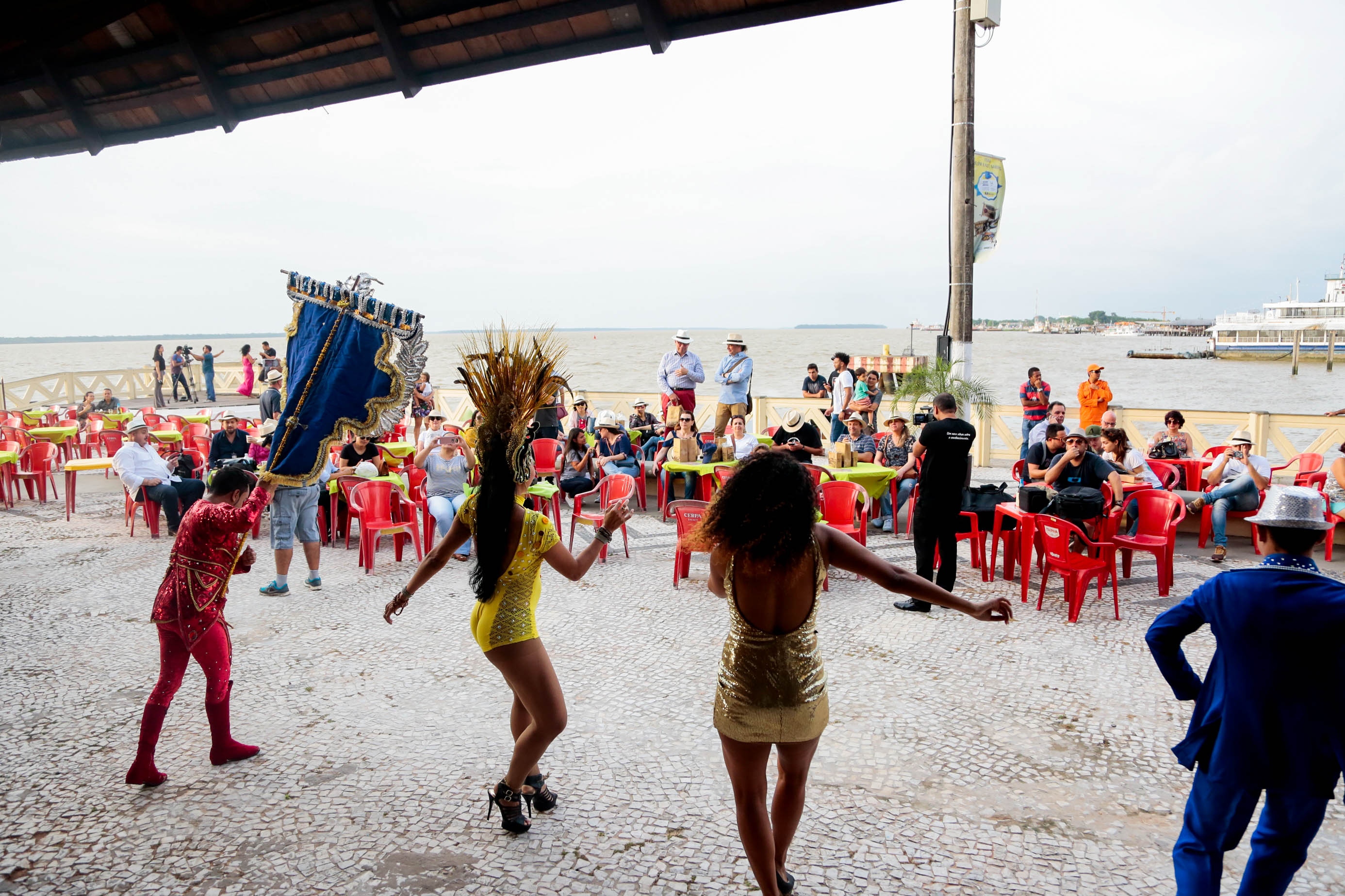 Comitiva da Unesco e das Cidades Criativas é recebida com festa no Ver-o-Rio