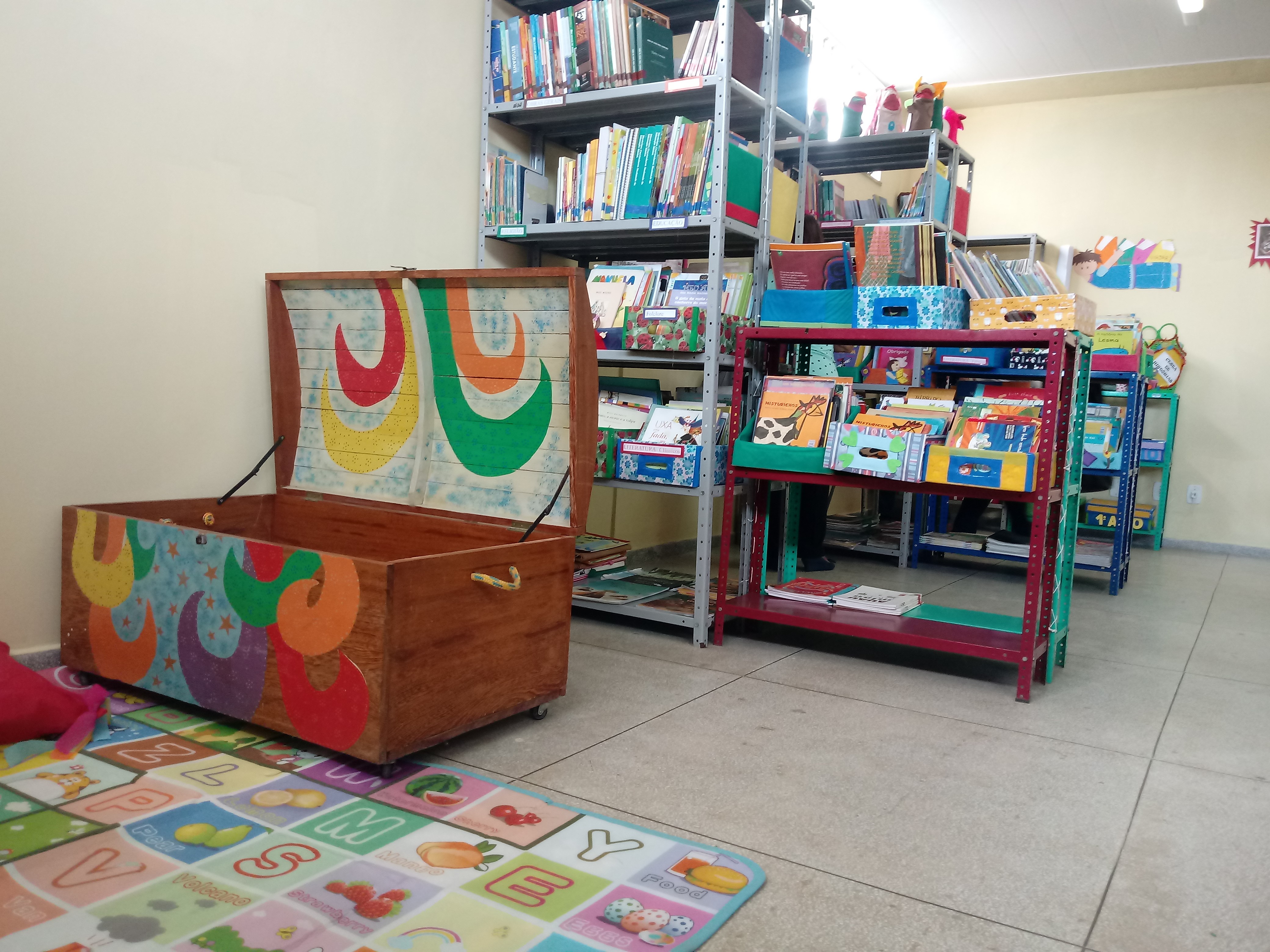 Biblioteca da Escola Municipal Alda Eutrópio ganha nome de estudante