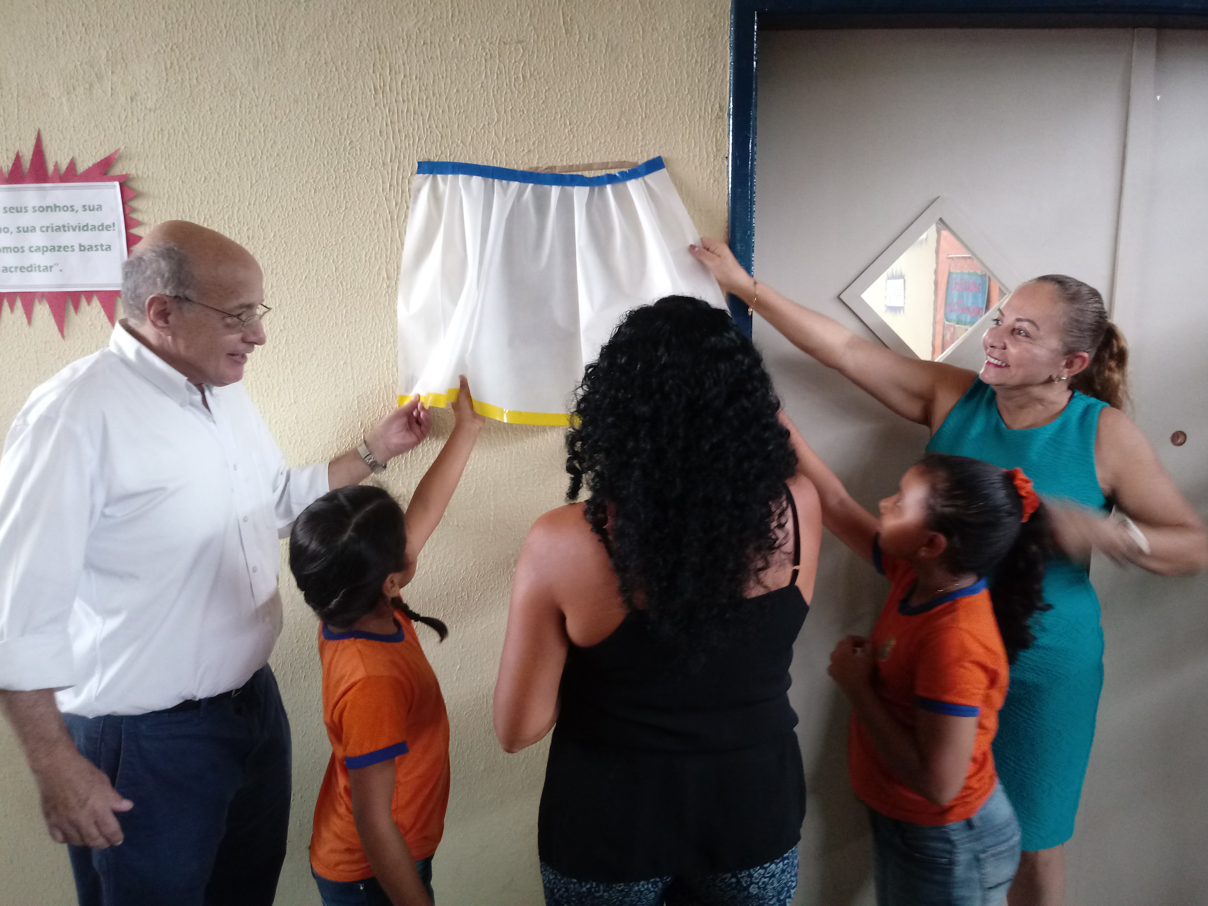 Biblioteca da Escola Municipal Alda Eutrópio ganha nome de estudante