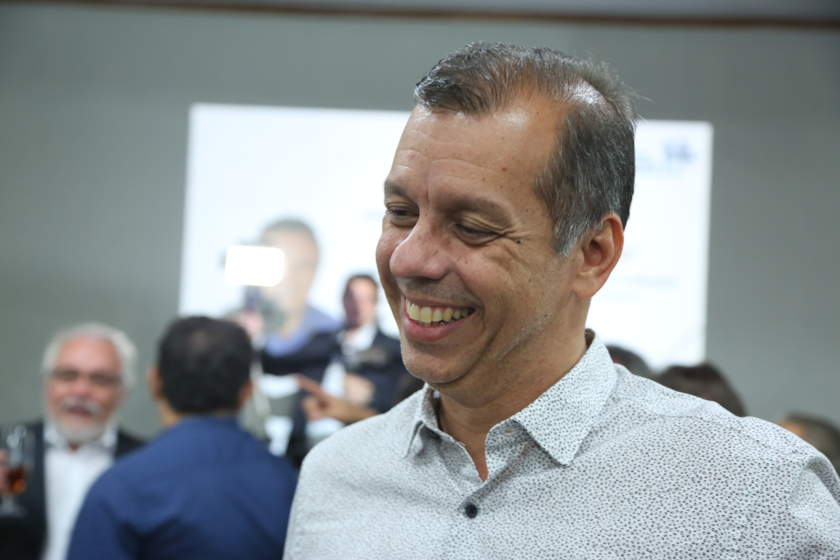Prefeito Zenaldo Coutinho debate soluções para o Comércio de Belém
